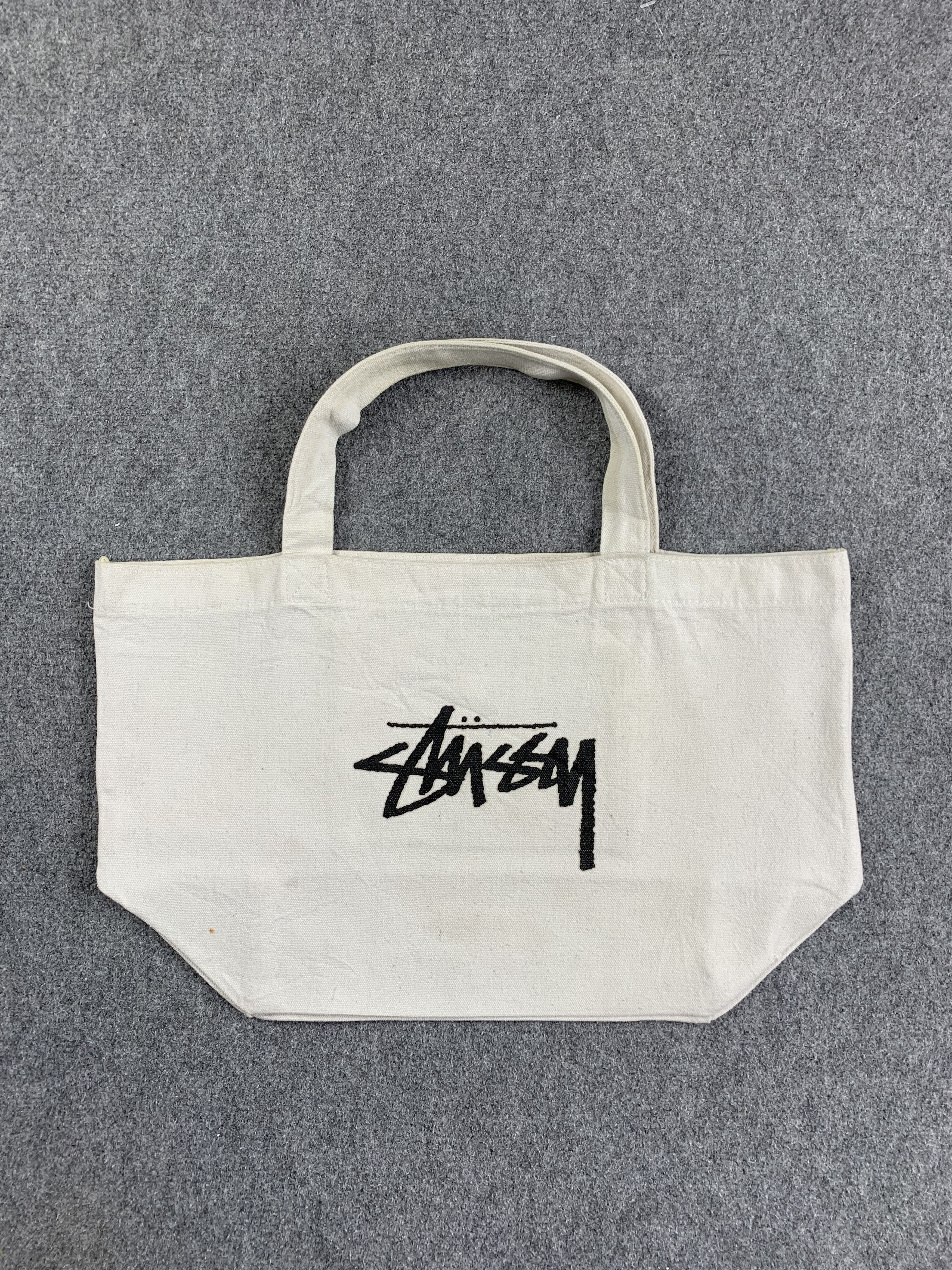 image of OG Stussy Totebag in Cream, Men's