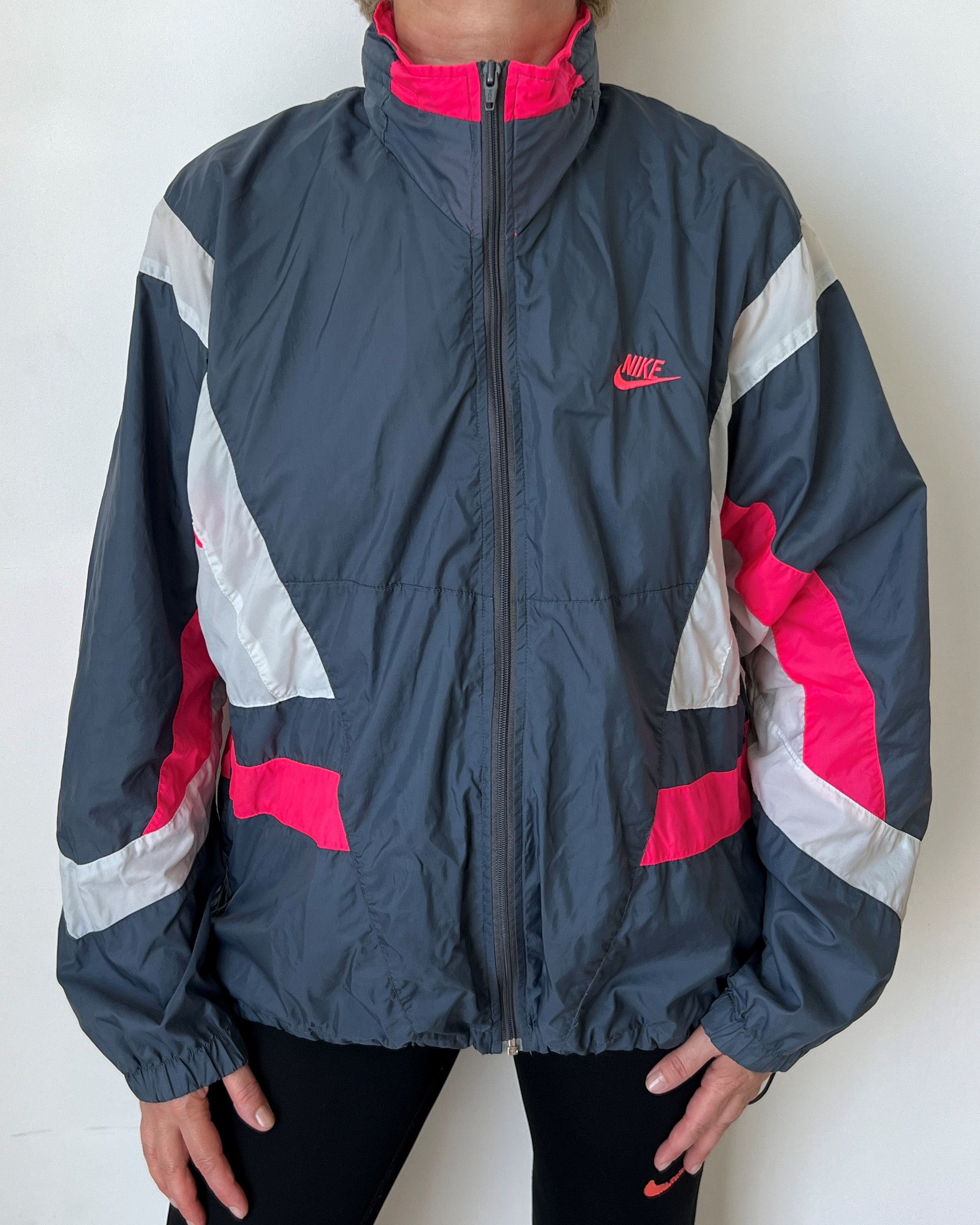 Nike Nike Vintage 90's Windbreaker Nylon Jacket Size XL / US 12-14 / IT 48-50 - 1 Thumbnail