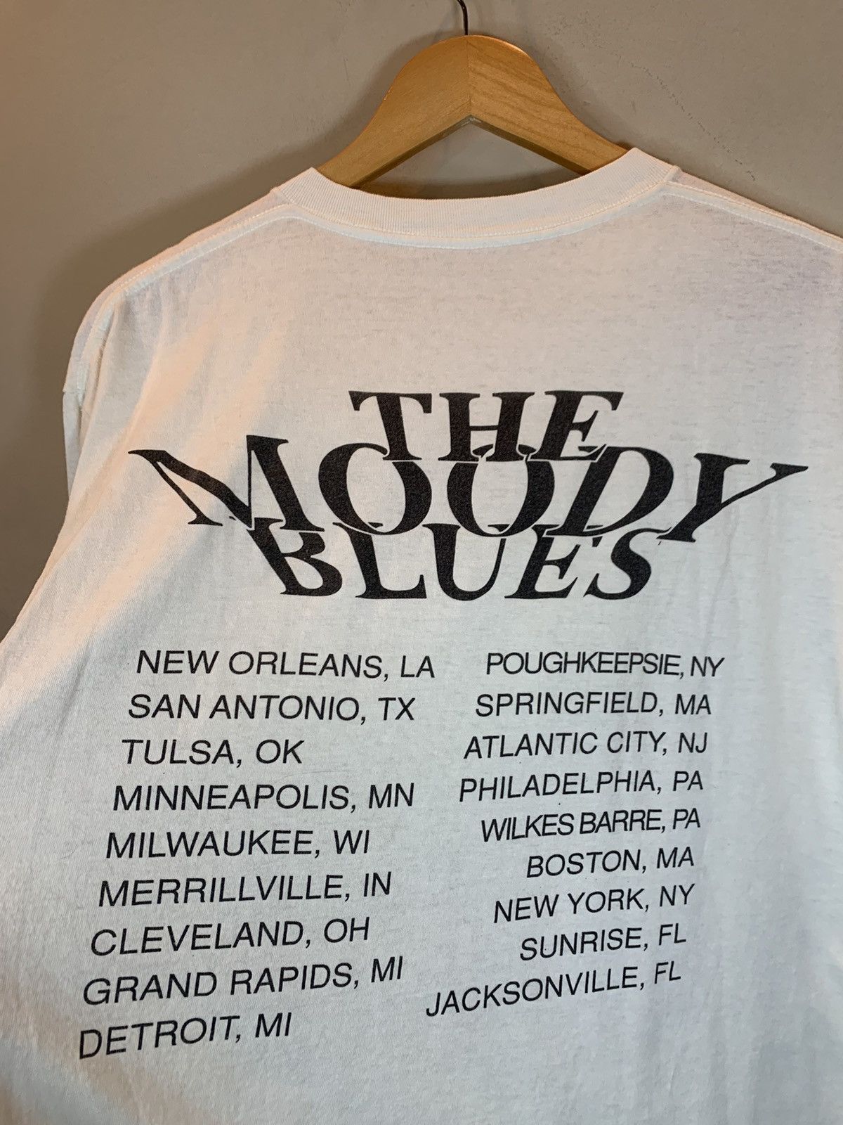 Band Tees × Brockum × Vintage *RARE* Vintage 1991 Moody Blues Tour Of The Kingdoms T-Shirt Size US L / EU 52-54 / 3 - 4 Thumbnail