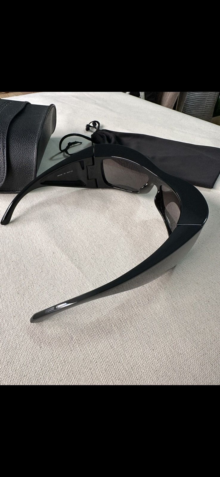 Balenciaga Balenciaga Extreme Oversized Wrap Sunglasses Size ONE SIZE - 7 Thumbnail