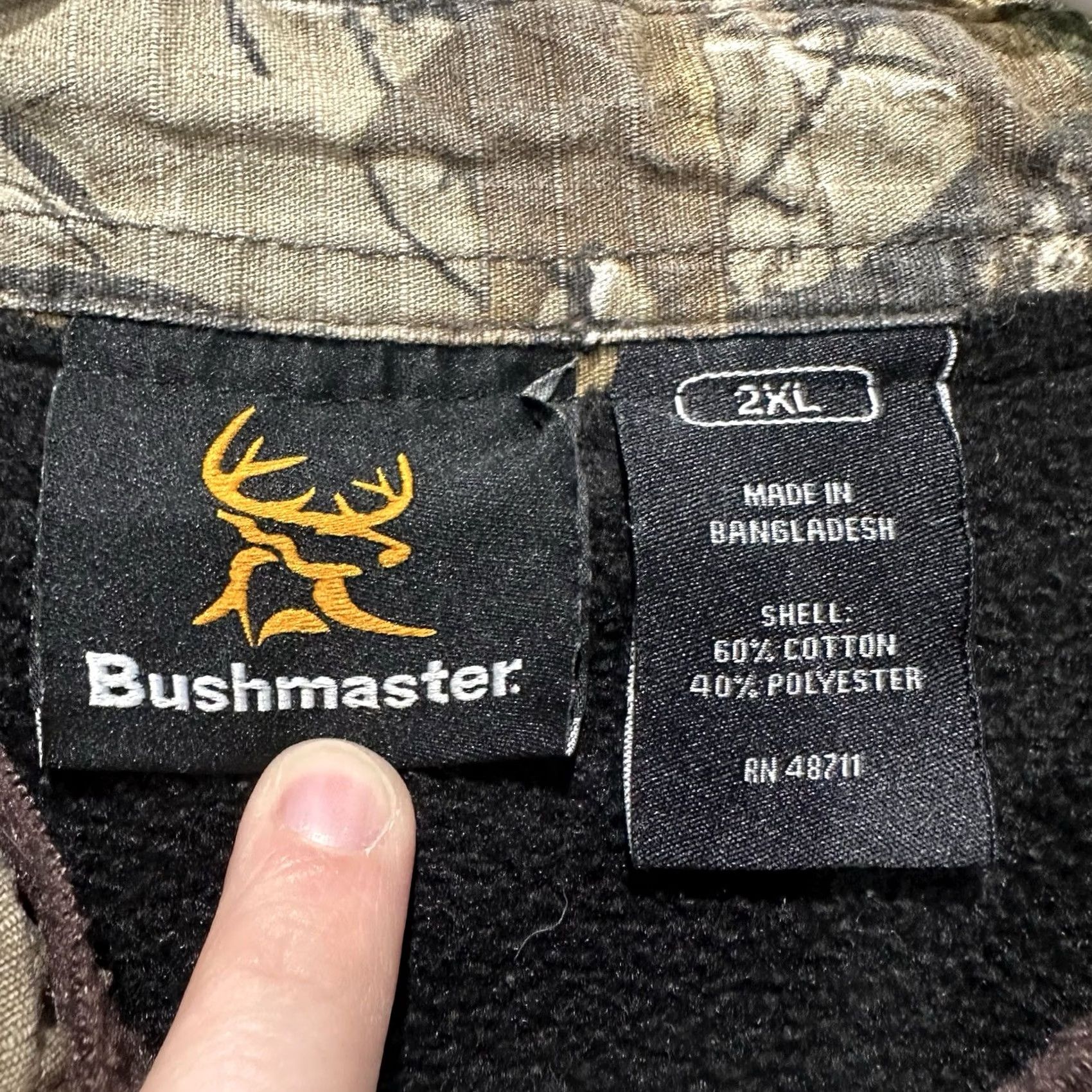 Realtree Bushmaster Shirt Mens 2XL Brown Camo Button Down Fleece Lined Shacket Realtree Size US XXL / EU 58 / 5 - 4 Thumbnail