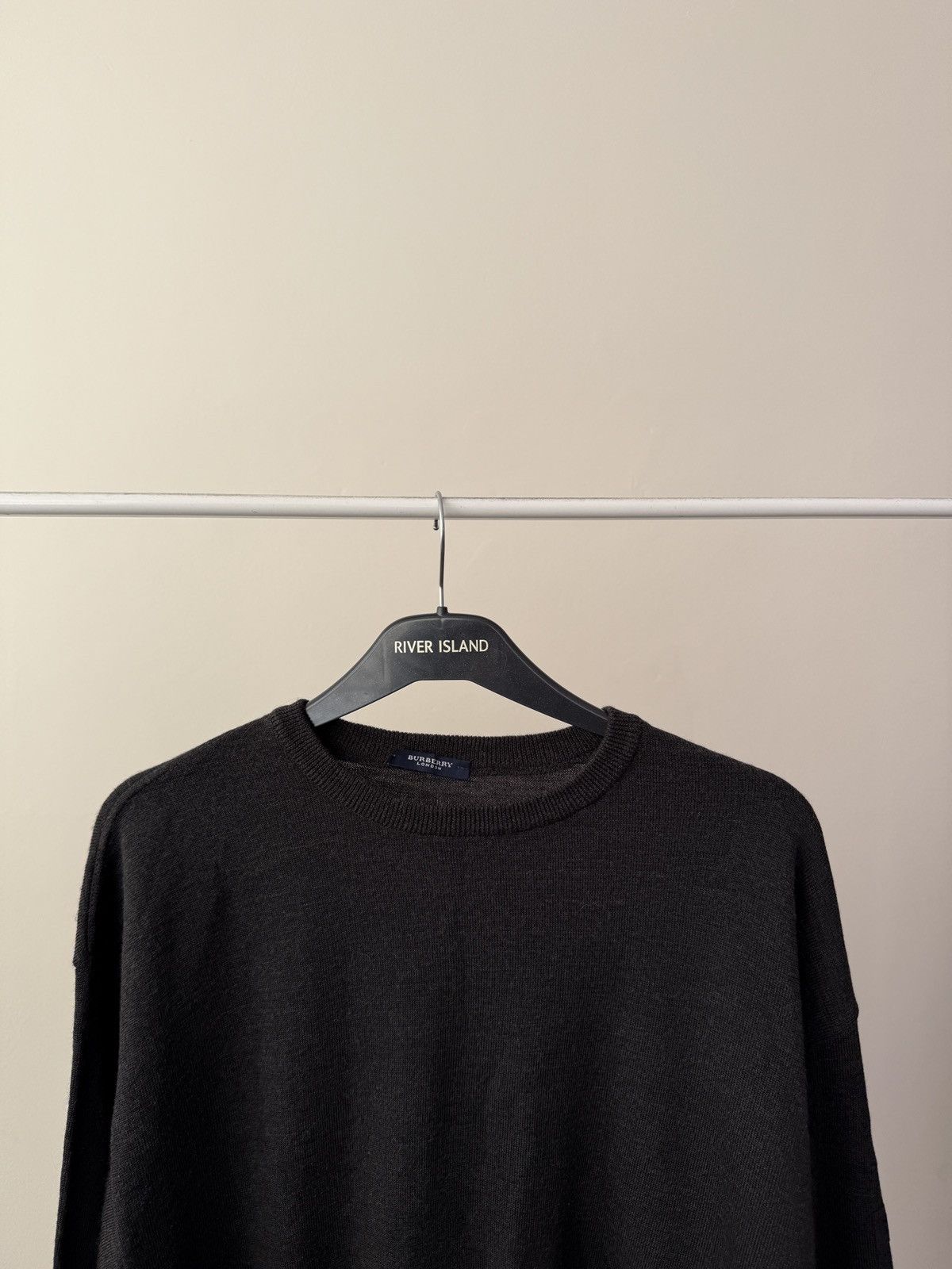 Burberry Vintage Burberry London Pure New Wool Crewneck Jumper Size US L / EU 52-54 / 3 - 2 Thumbnail