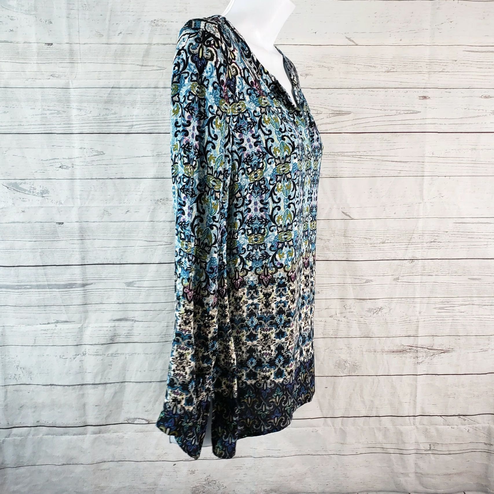 J. Jill J Jill Womens Blouse XS PXS Printed Top Blue Green Long Sleeve Rayon Shirt Womens XS PXS Blue Green 90s? Size XS / US 0-2 / IT 36-38 - 3 Thumbnail