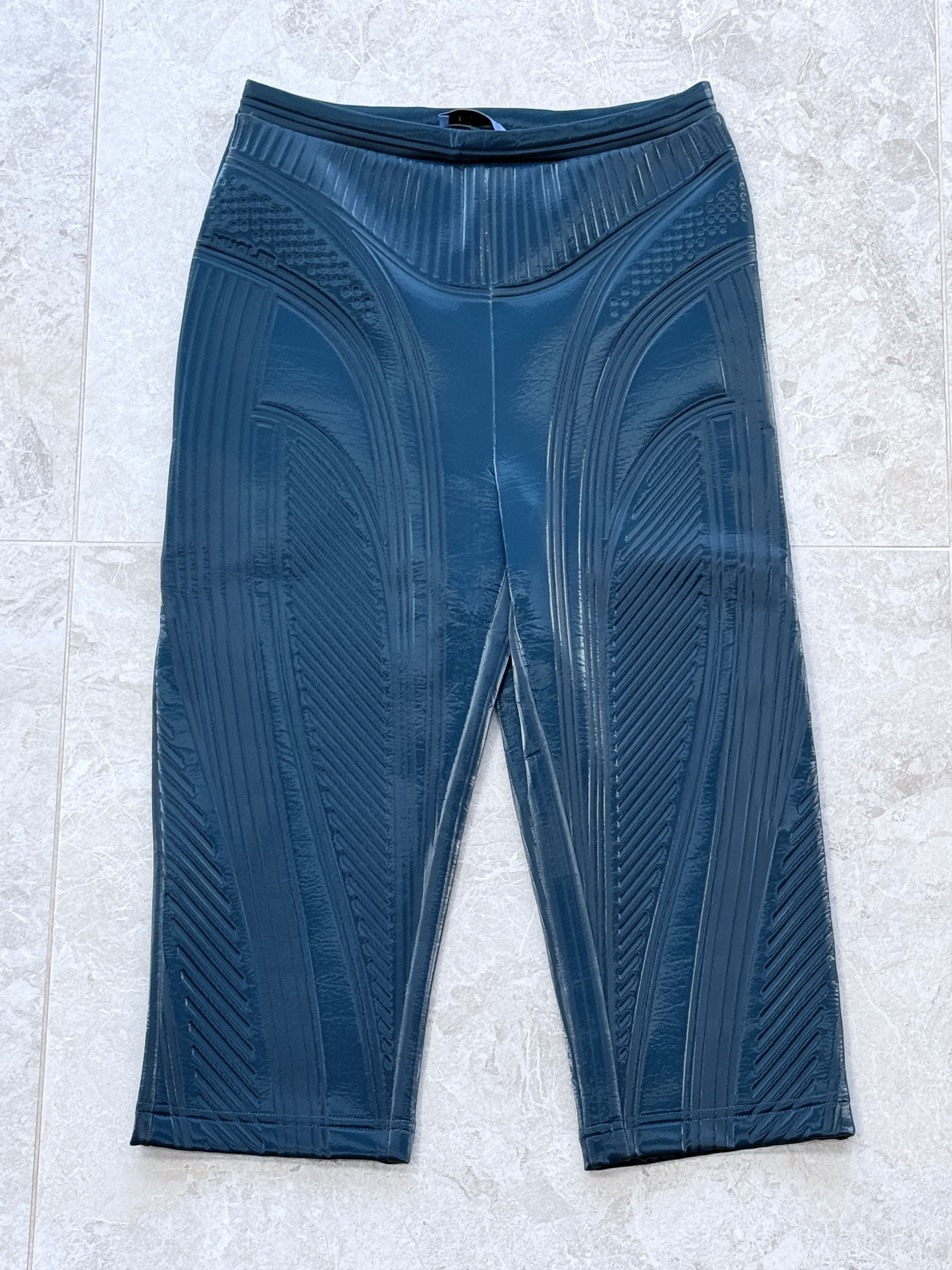 Scuba bonded embossed biker shorts