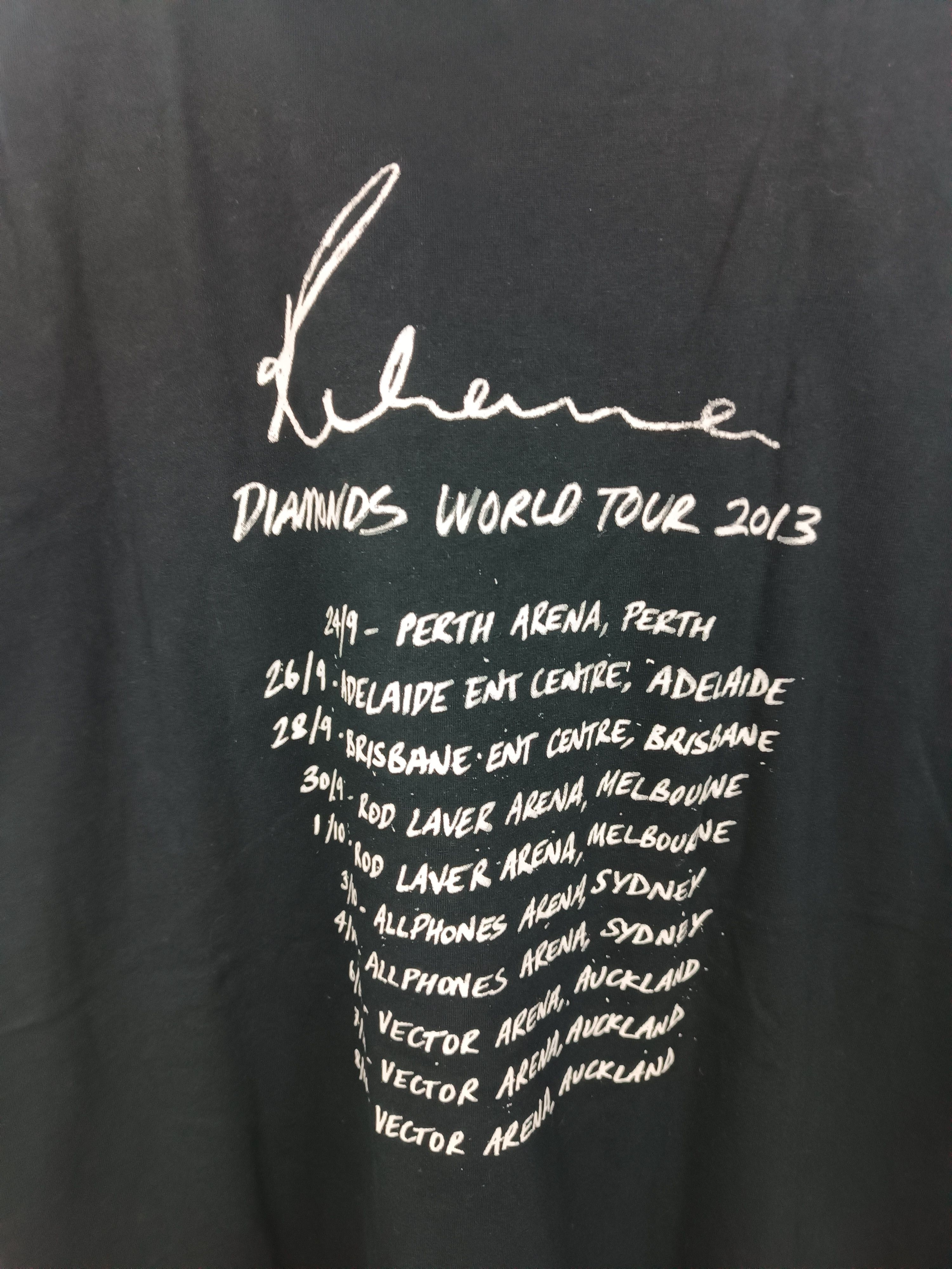 Rap Tees VINTAGE 2013 RIHANNA DIAMONDS WORLD TOUR TEE asap rocky Size US M / EU 48-50 / 2 - 17 Thumbnail