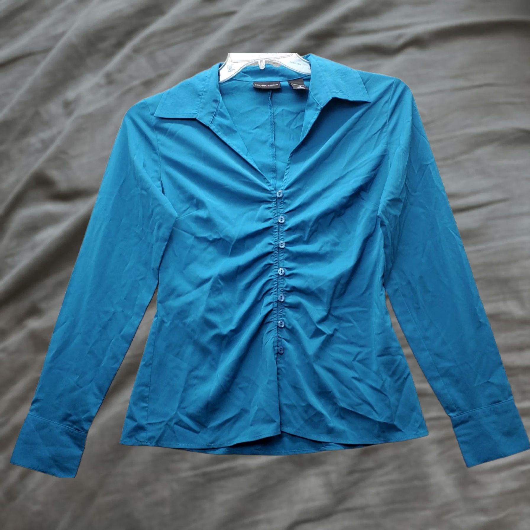Vintage New York & Company Shirt Womens Size 6 Blue Slim Stretch Collared Button Front Blouse Size M / US 6-8 / IT 42-44 - 1 Thumbnail