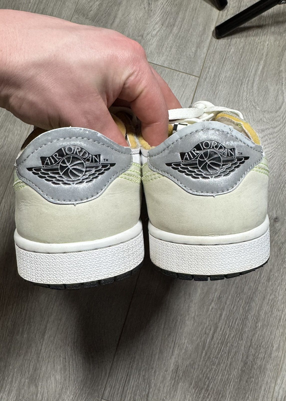 Jordan Brand × Nike Nike Air Jordan 1 Retro Low White Ghost Green Black Grey Size US 8 / EU 41 - 12 Thumbnail