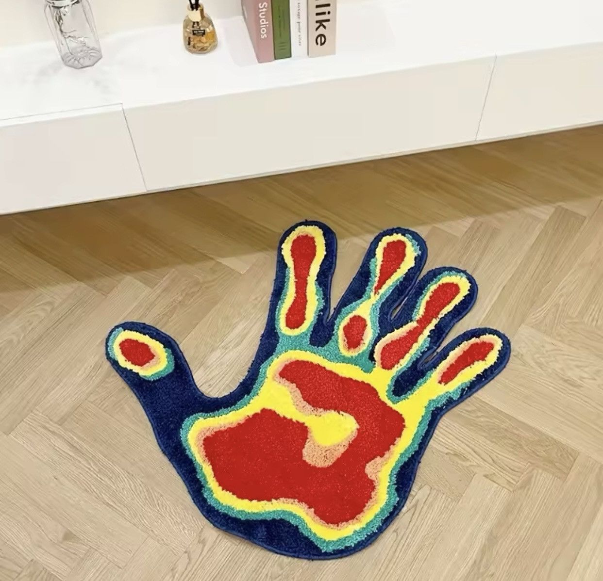 Japanese Brand Soft and Fluffy Palm Shape Rug Size ONE SIZE - 1 Thumbnail