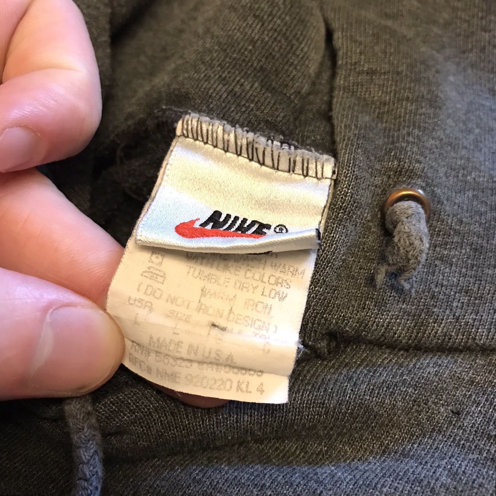 Nike VTG Nike Hoodie SweatShirt Hooded Big Swoosh Travis Scott Hype Hoodie Men L Gray Vintage Size US L / EU 52-54 / 3 - 4 Thumbnail