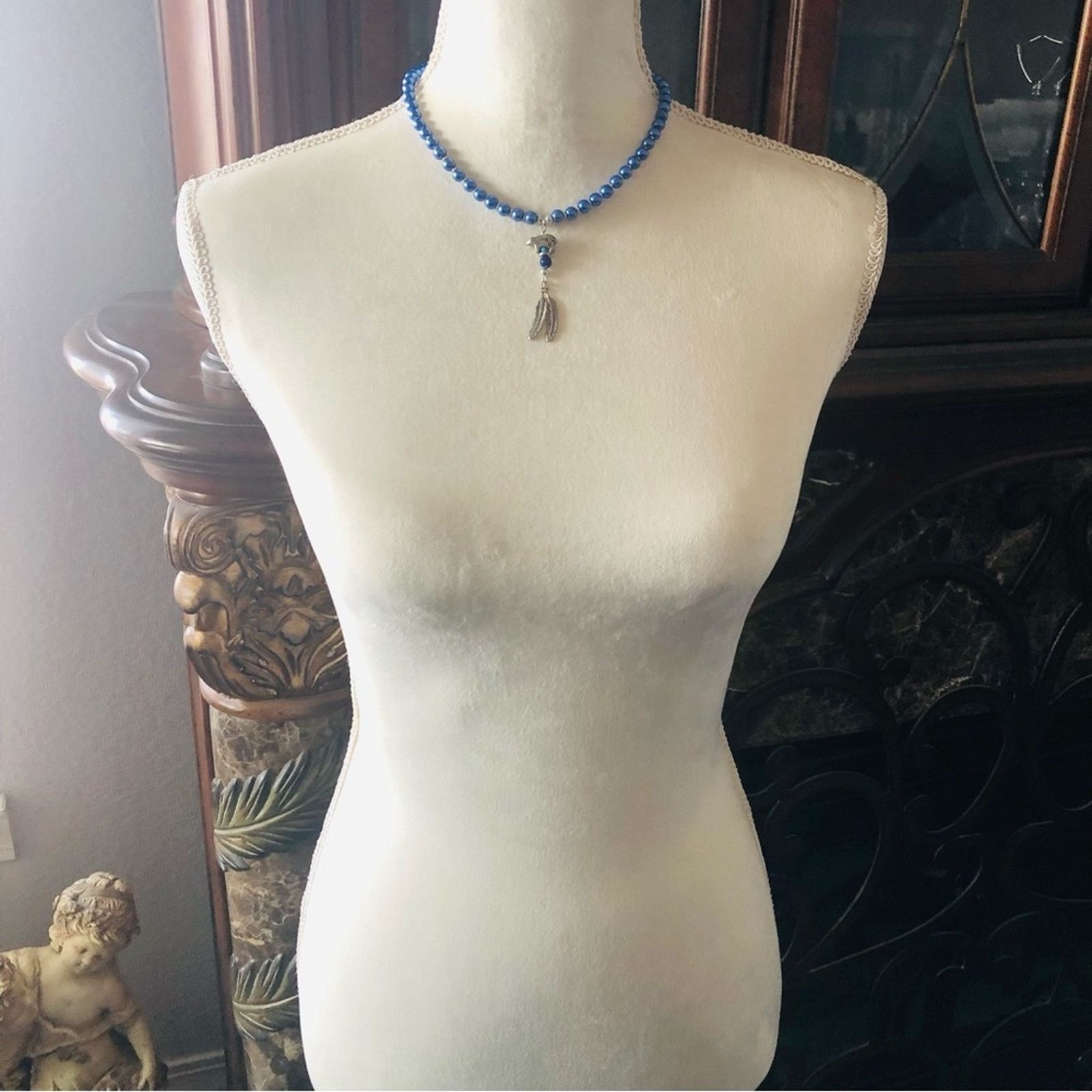 Handmade Handcrafted repurpose southwest bear feather Pearl necklace Size ONE SIZE - 7 Thumbnail