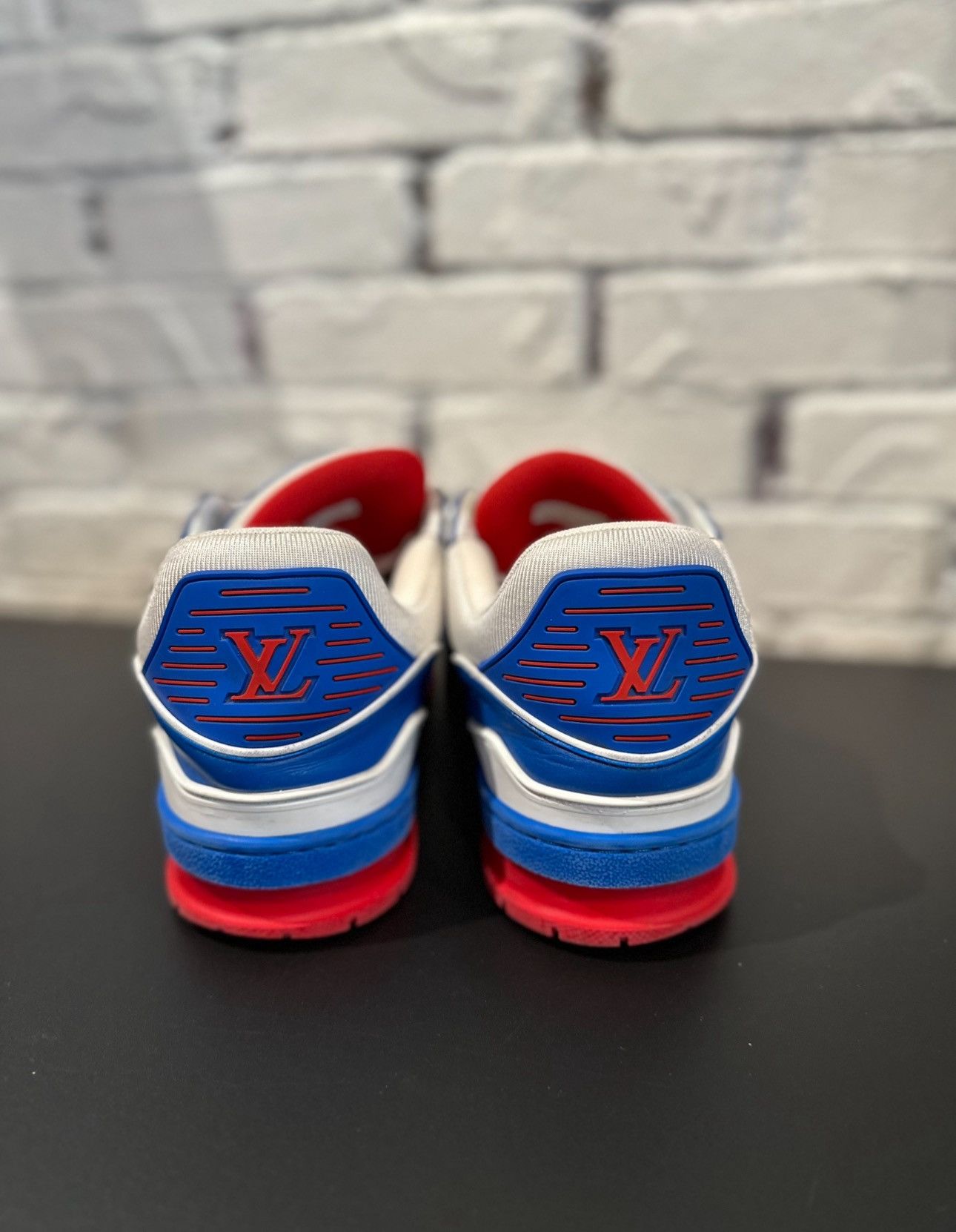 Louis Vuitton Louis Vuitton Superman Sneakers Clean NB Size 9.5LV Size US 9.5 / EU 42-43 - 3 Thumbnail