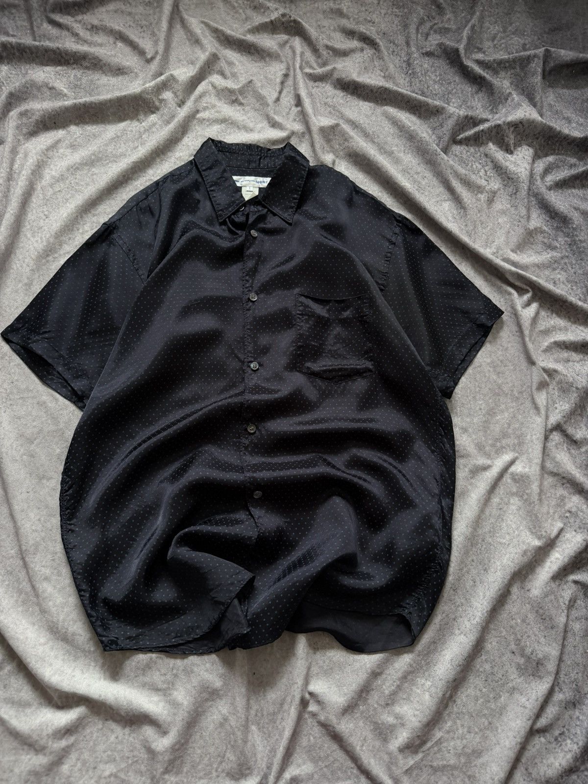 Comme des Garcons Comme Des Garcons Homme Viscose Polka Dot Short Sleeve Shirt Size US S / EU 44-46 / 1 - 3 Thumbnail