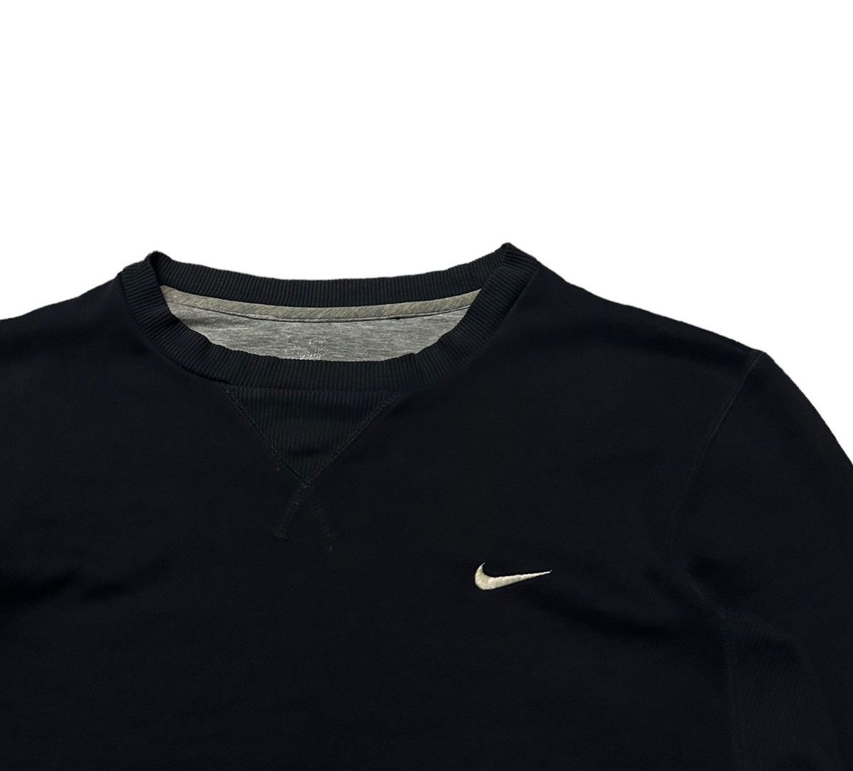 Nike Nike small logo sweatshirt Size US M / EU 48-50 / 2 - 2 Thumbnail