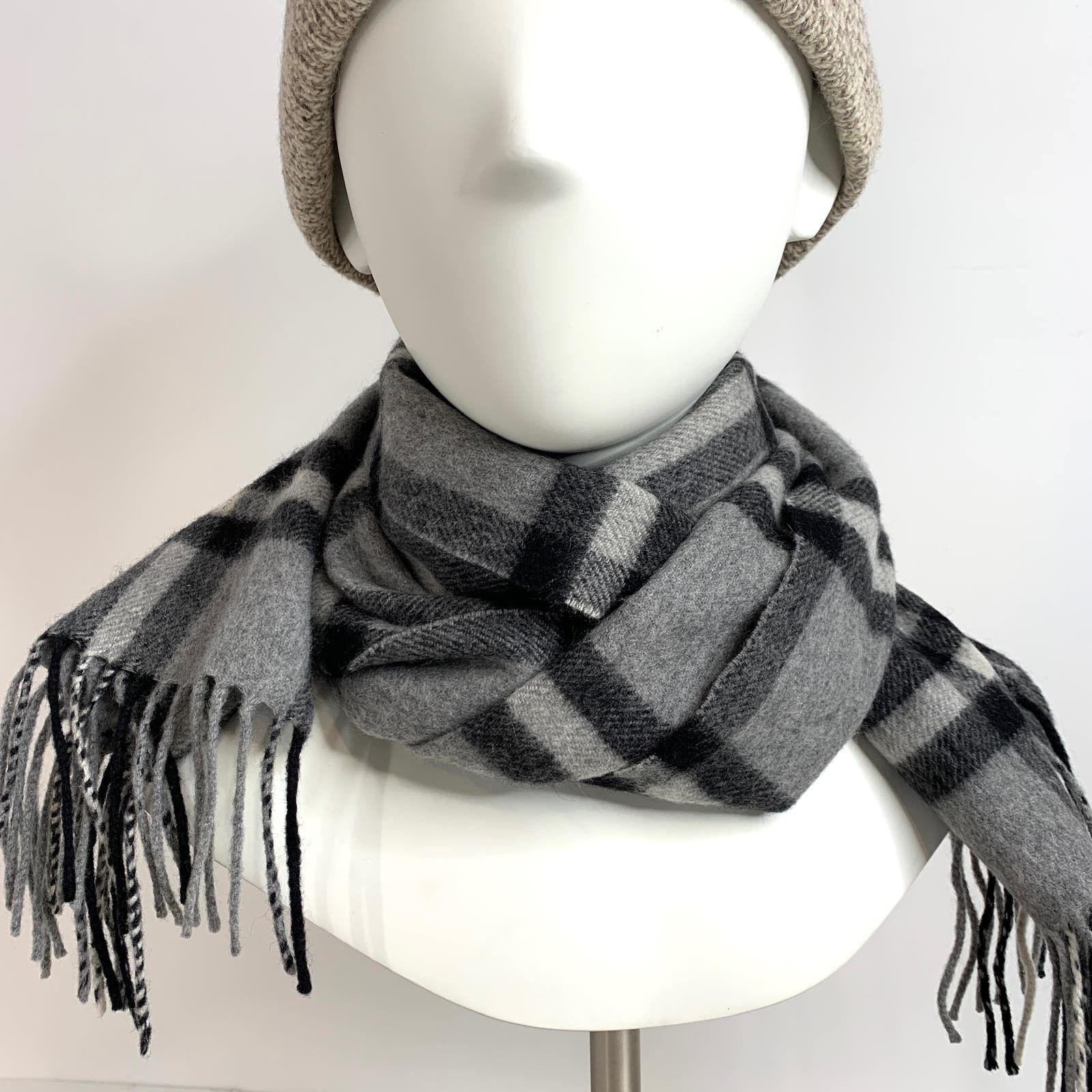 Other Elliot Mulryan Cashmere Plaid Gray Scarf Size ONE SIZE - 4 Thumbnail