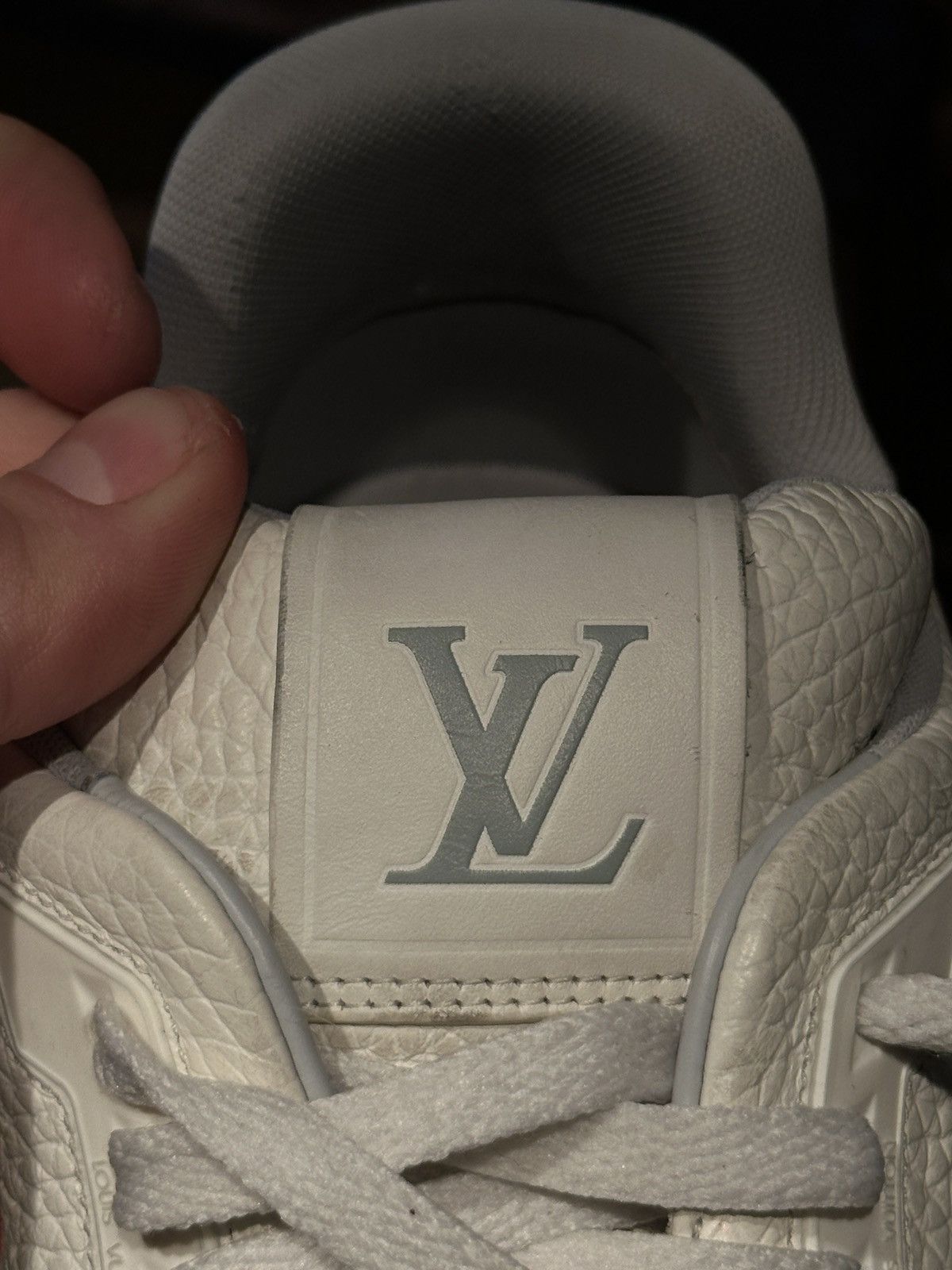 Louis Vuitton Louis Vuitton Signature Trainers Size US 11.5 / EU 44-45 - 13 Thumbnail
