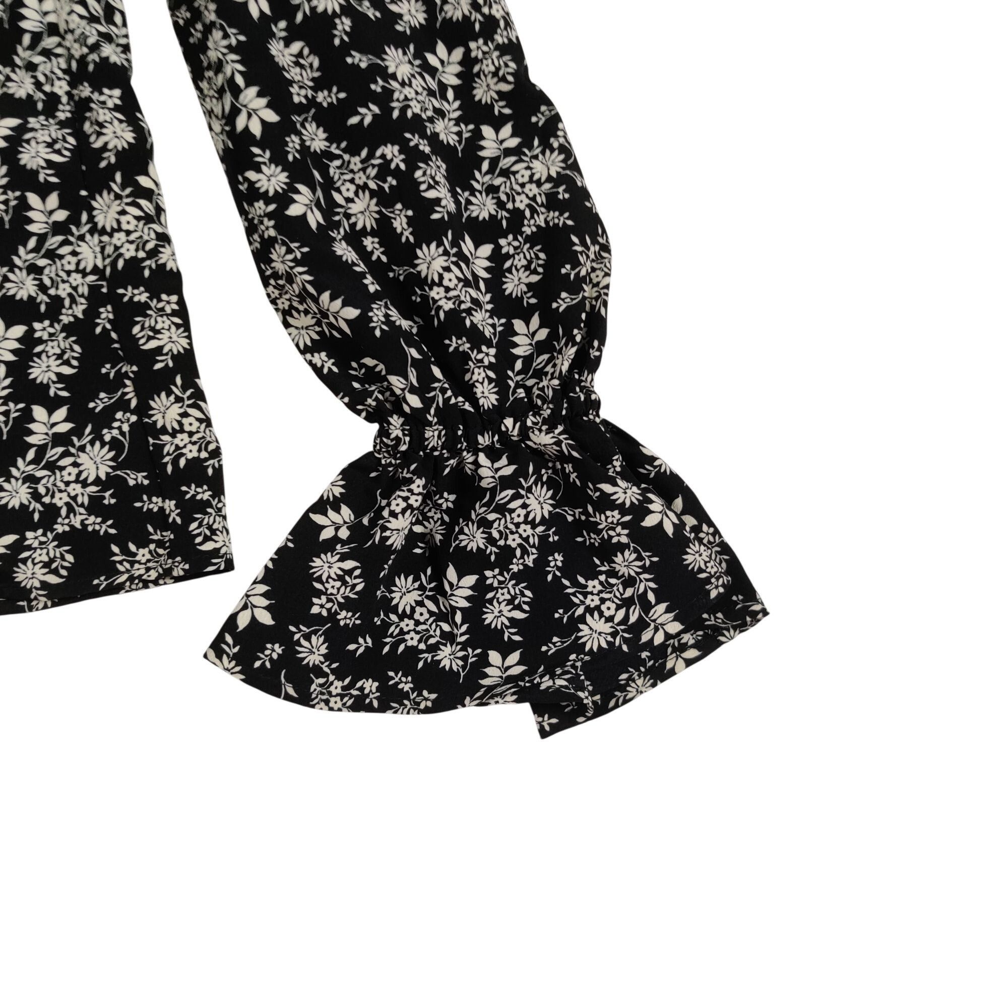 Other Sandy & Sid Floral Fairy Grunge Top M Black Button Up Whimsy Size M / US 6-8 / IT 42-44 - 11 Thumbnail