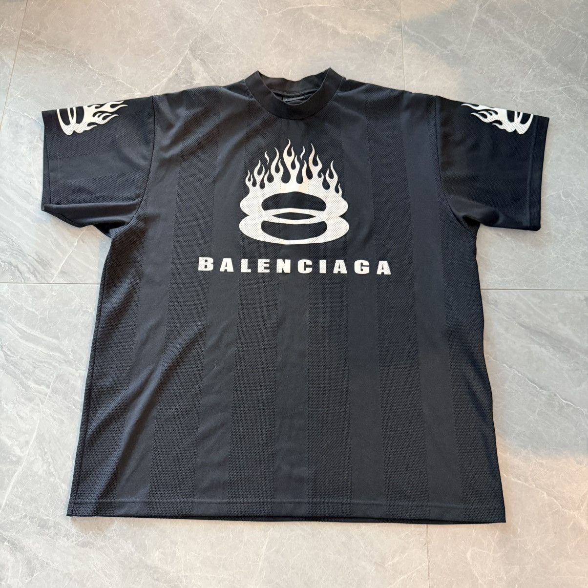 Balenciaga Soccer oversize T-shirt Size US L / EU 52-54 / 3 - 1 Thumbnail