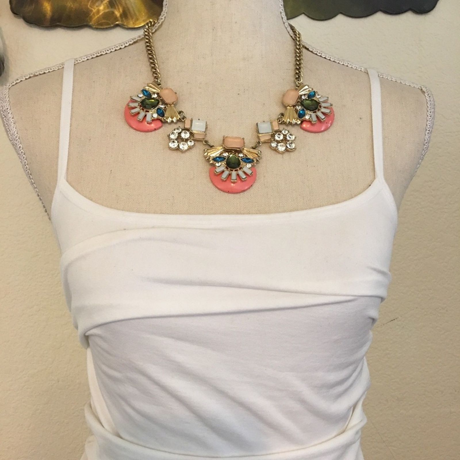 Jewelry Multi colored jeweled disc gold tone necklace Size ONE SIZE - 3 Thumbnail