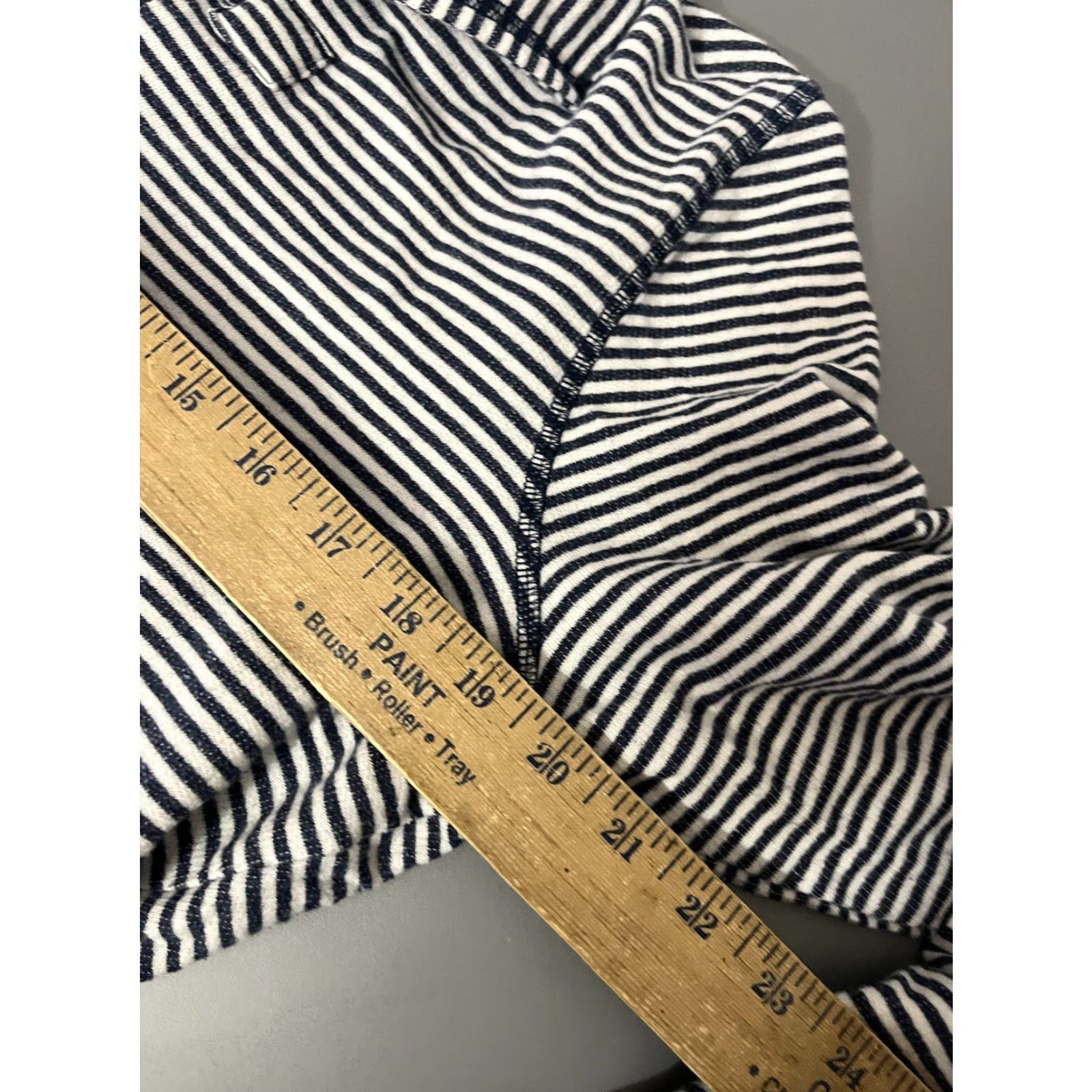 Nautica Nautica Women's Sz Large Navy Striped Sweatshirt Preppy Summer Hoodie Pullover Hooded Activewear Womens Blue Striped Size L / US 10 / IT 46 - 5 Thumbnail