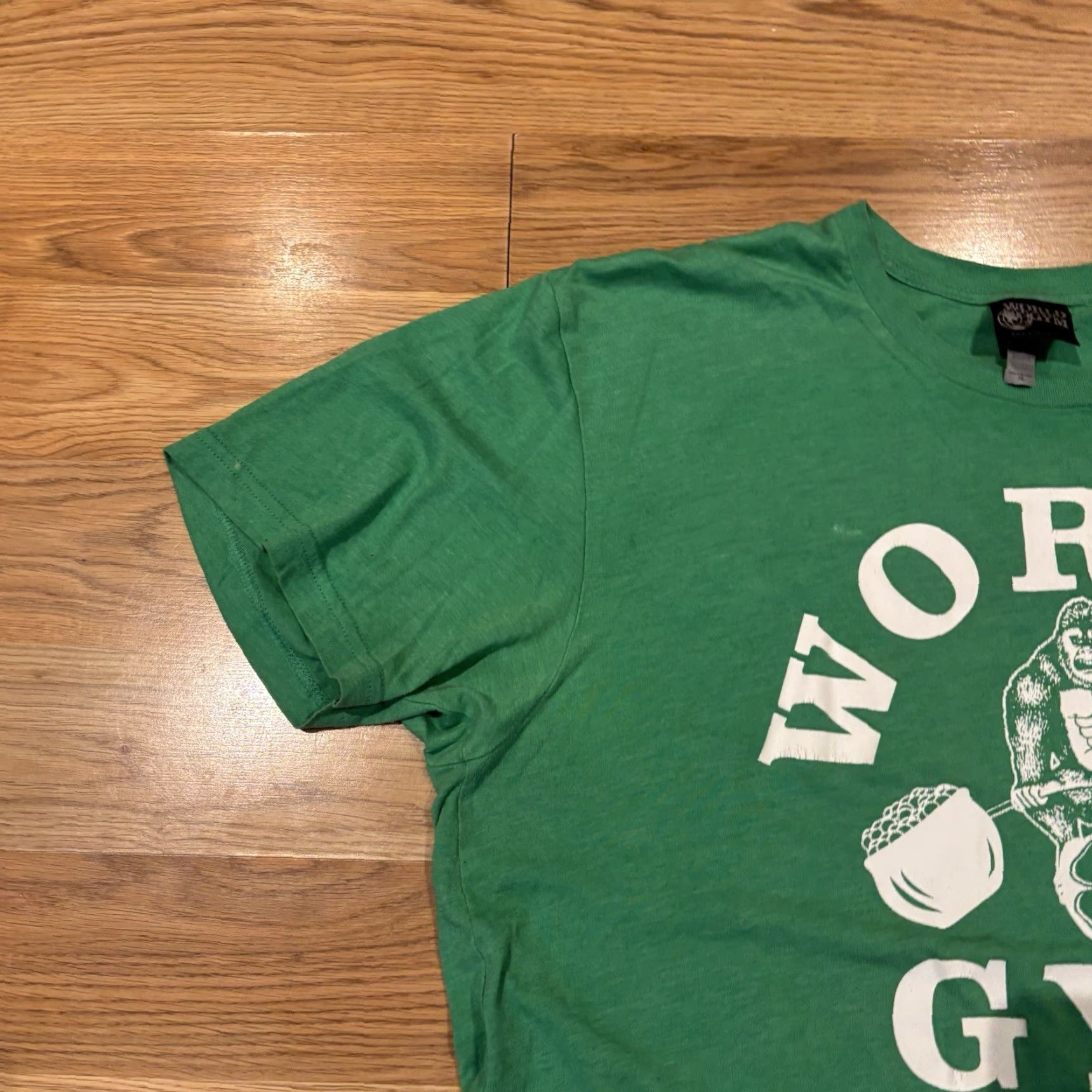 Vintage VINTAGE World Gym Shirt Green Weightlifting Tee Pot of Gold Irish Men’s XL Size US XL / EU 56 / 4 - 7 Thumbnail