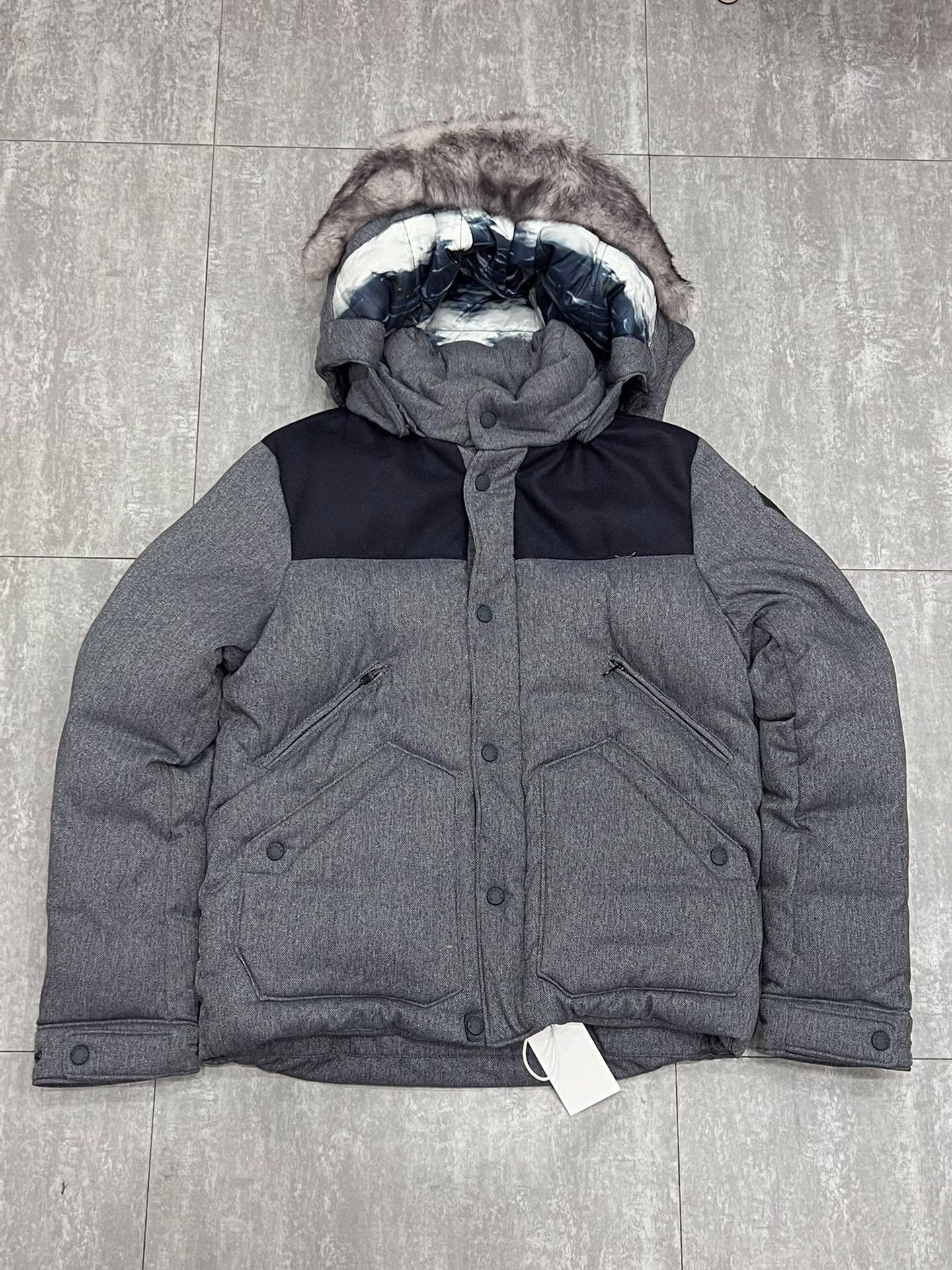 Moncler Moncler Down Long Gray Heavy Coat m Men Size US M / EU 48-50 / 2 - 1 Thumbnail
