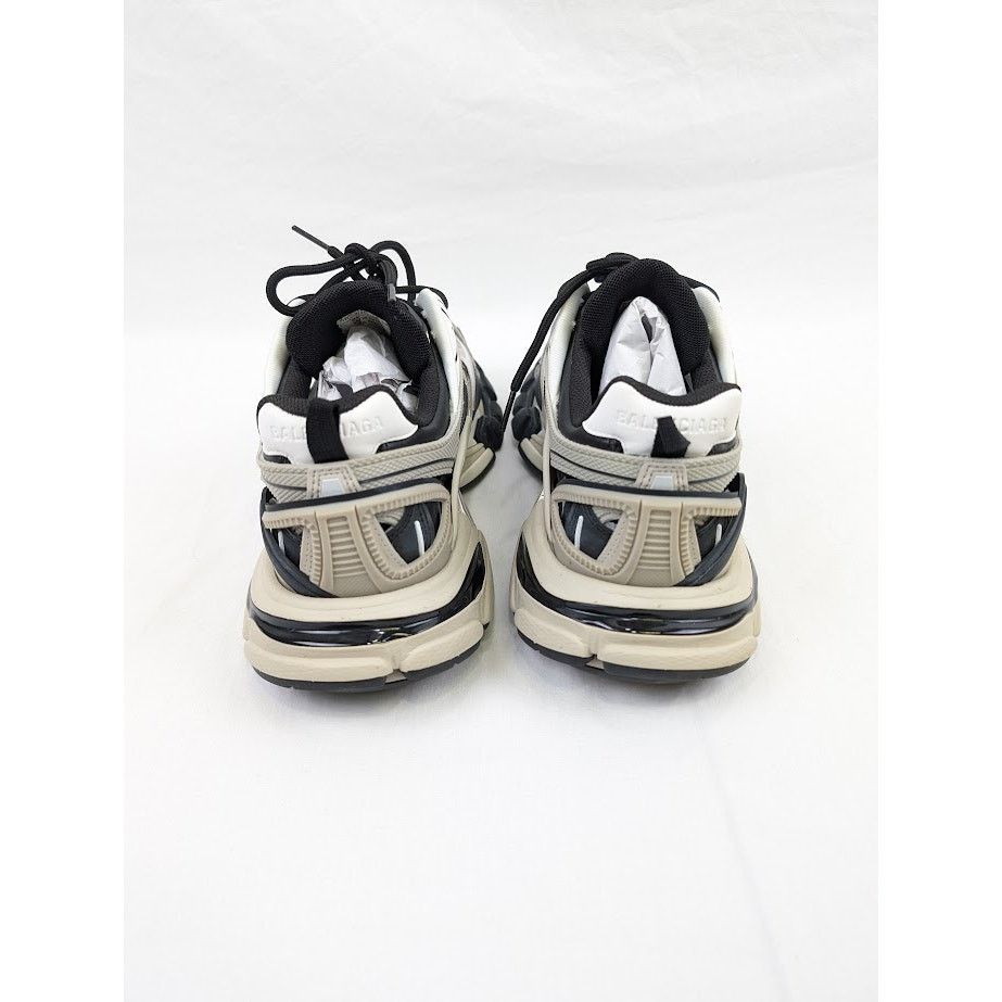 Balenciaga o1rshd1 Rubber Track.2 Open Low-Top Sneakers in Beige/Black Size US 7 / EU 40 - 21 Thumbnail
