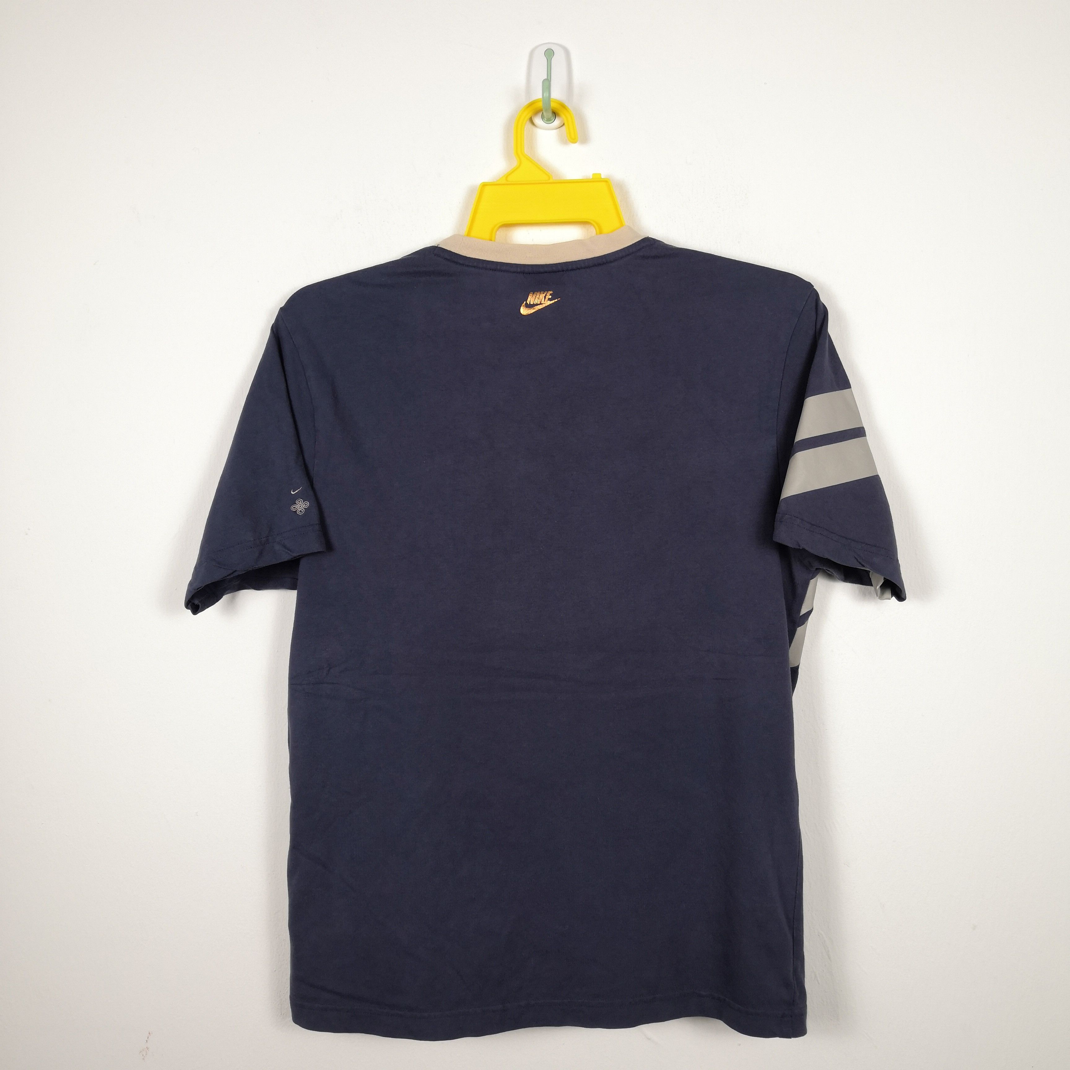 Nike Vintage Y2K Nike T-Shirt Nike Swoosh ACG Crewneck Tees Size US M / EU 48-50 / 2 - 6 Thumbnail