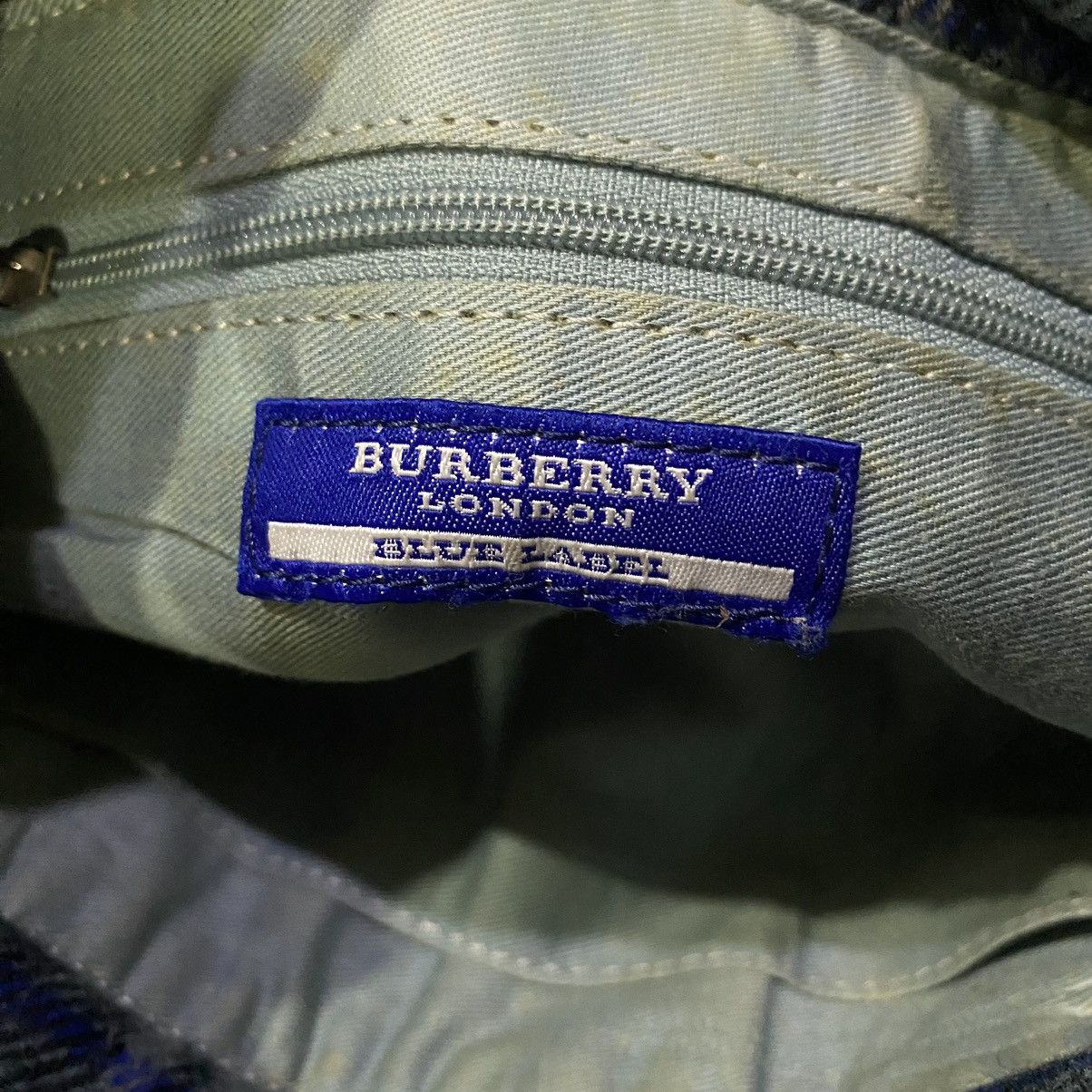 Burberry Burberry Blue Label Vintage Crossbody Bag Size ONE SIZE - 12 Thumbnail
