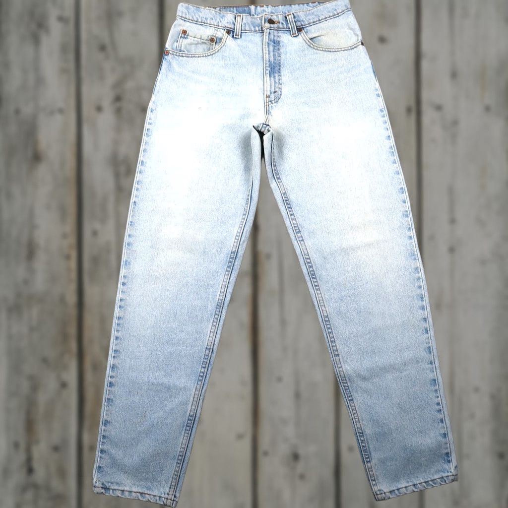 Levi's VINTAGE Levi's 550 Jeans 32x32 Blue Denim Relaxed Fit 90s USA Made Mens Pants Size US 32 / EU 48 - 1 Thumbnail