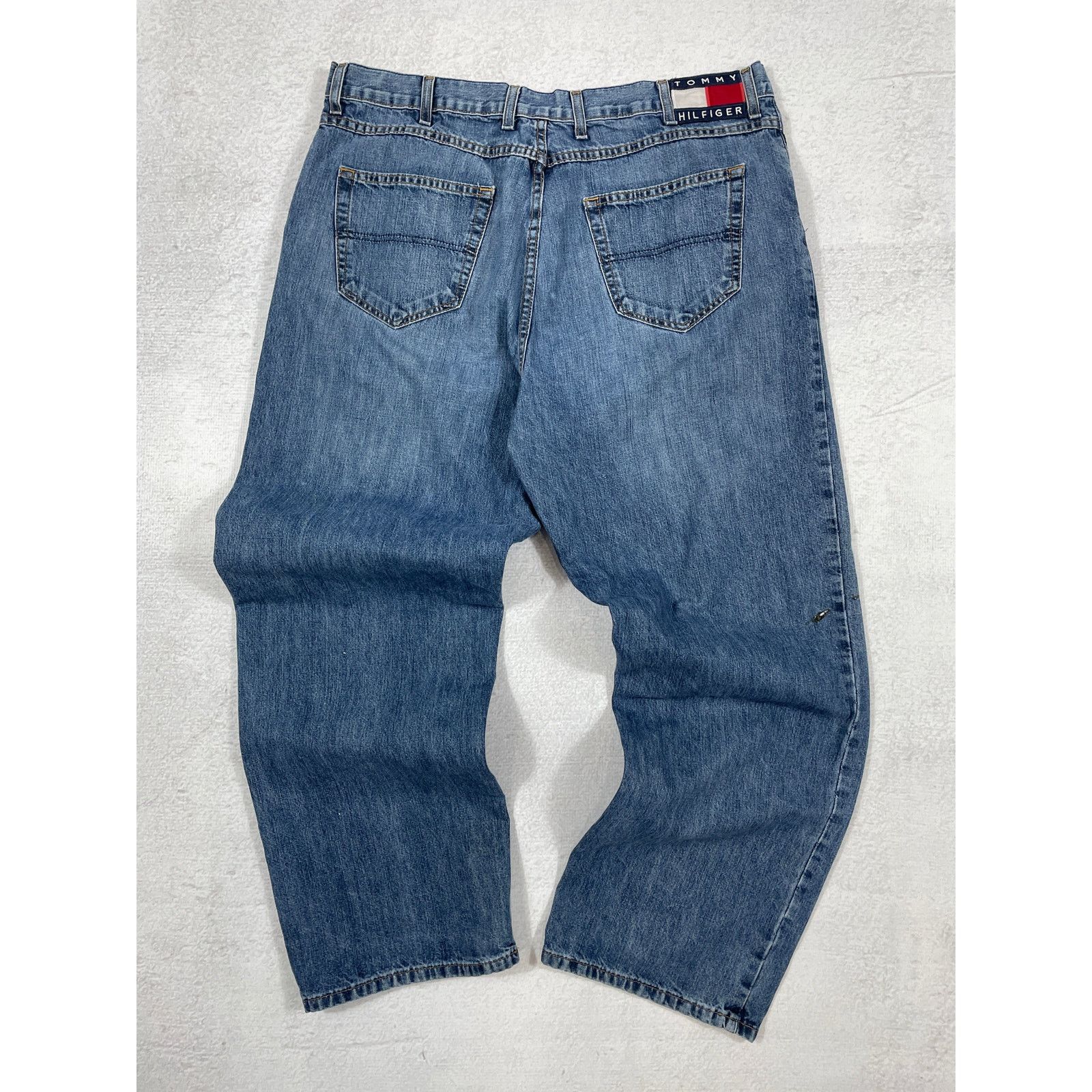 Tommy Hilfiger Vintage Tommy Hilfiger Blue Baggy Jeans - Men's 38Wx30L Size 38" / US 16 / IT 52 - 2 Thumbnail