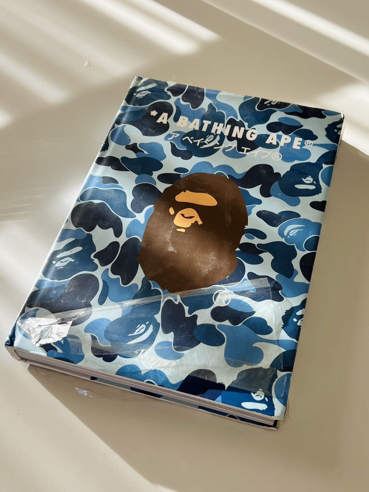 洋書 A BATHING APE RIZZOLI BOOK A Bathing Ape Hardcover Book Rizzoli New York Nigo Pharrell