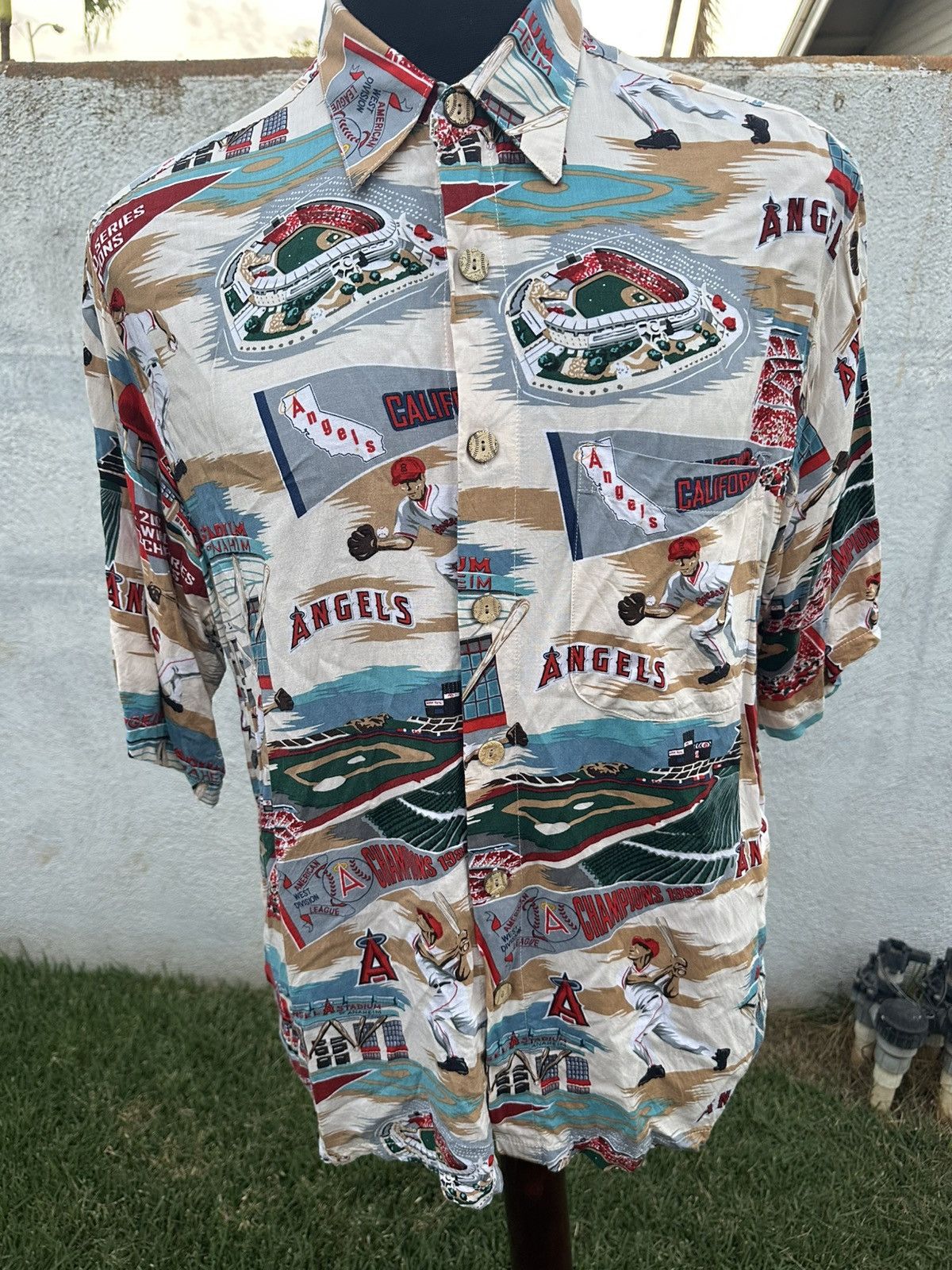 Reyn Spooner Reyn Spooner Aloha Hawaiian Shirt Anaheim Angels Men's L Size US L / EU 52-54 / 3 - 1 Thumbnail