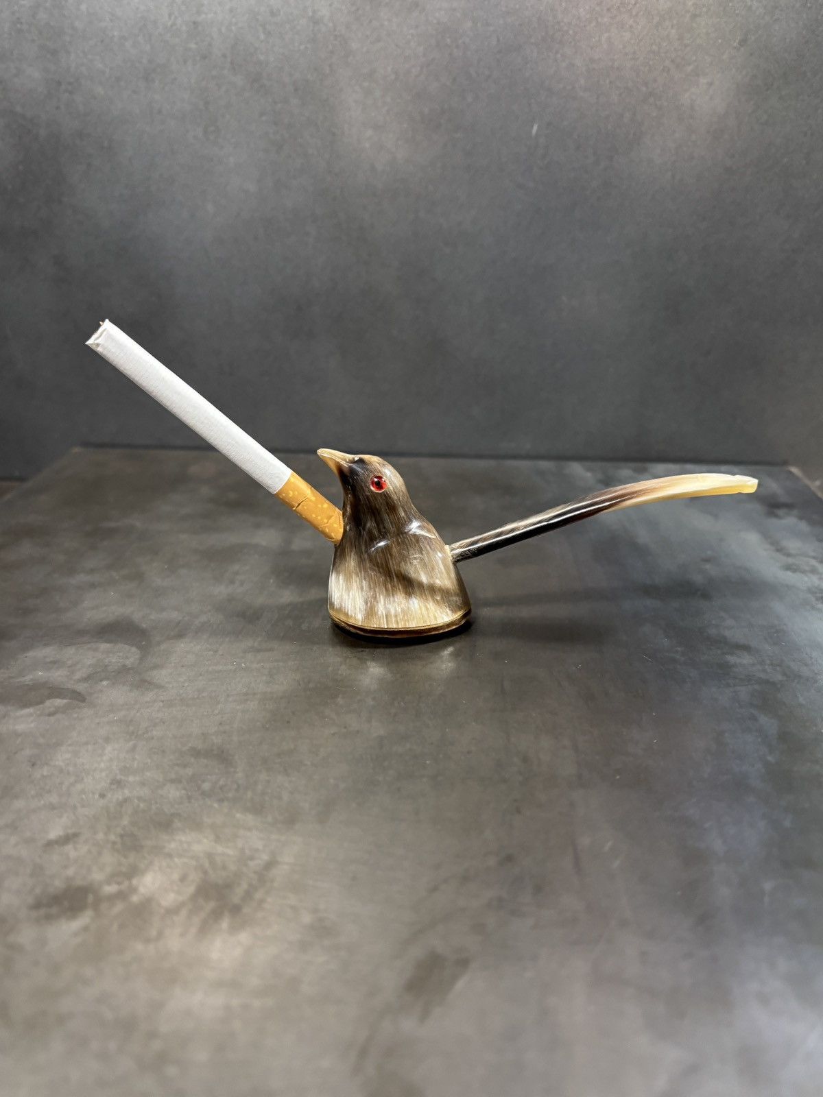 Vintage Vintage Cigaret Holder Hand Carved Horn Antler Pipe Smoking Size ONE SIZE - 12 Thumbnail