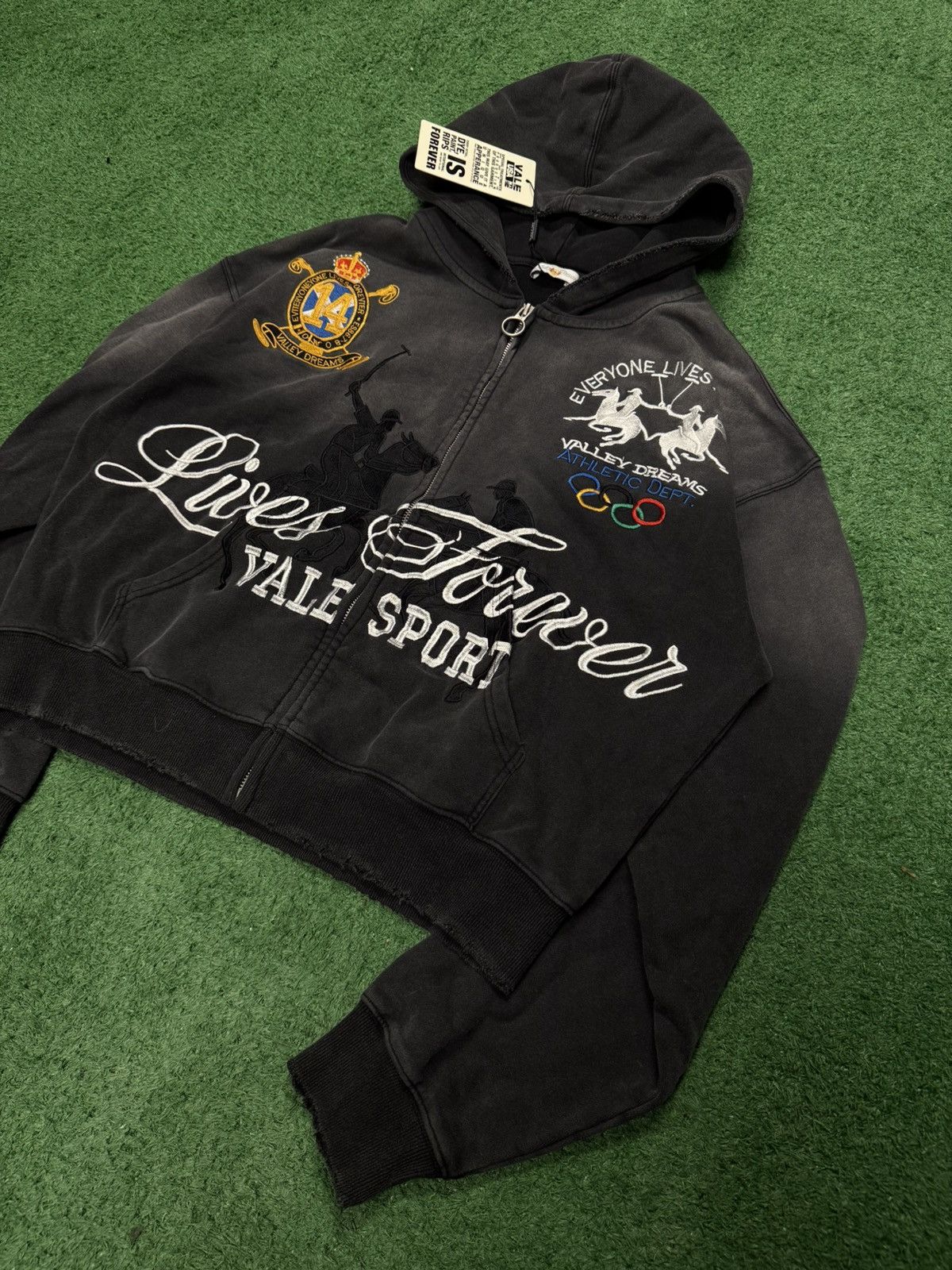 Vale Vale valley dreams big horse zip up hoodie Size US M / EU 48-50 / 2 - 1 Thumbnail