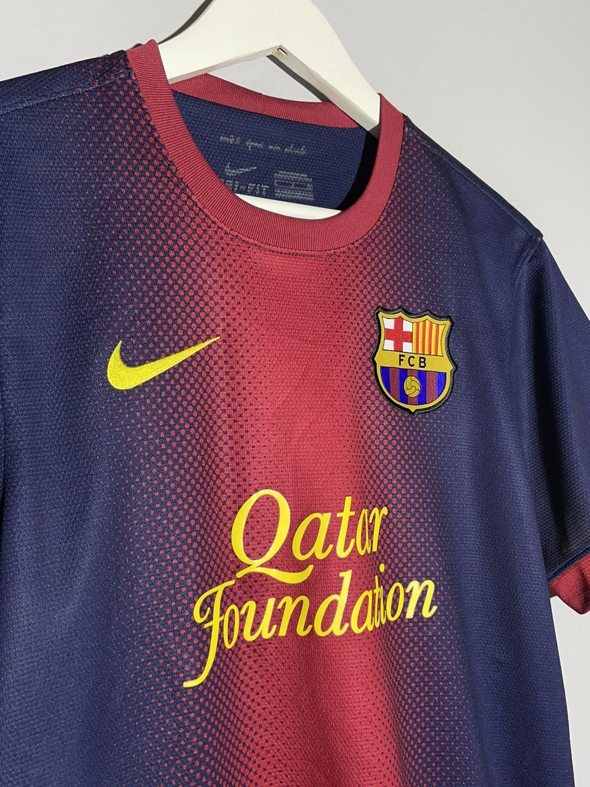 Nike F.C Barcelona Nike 2013/14 Home Y2k Football Shirt Size US S / EU 44-46 / 1 - 3 Thumbnail