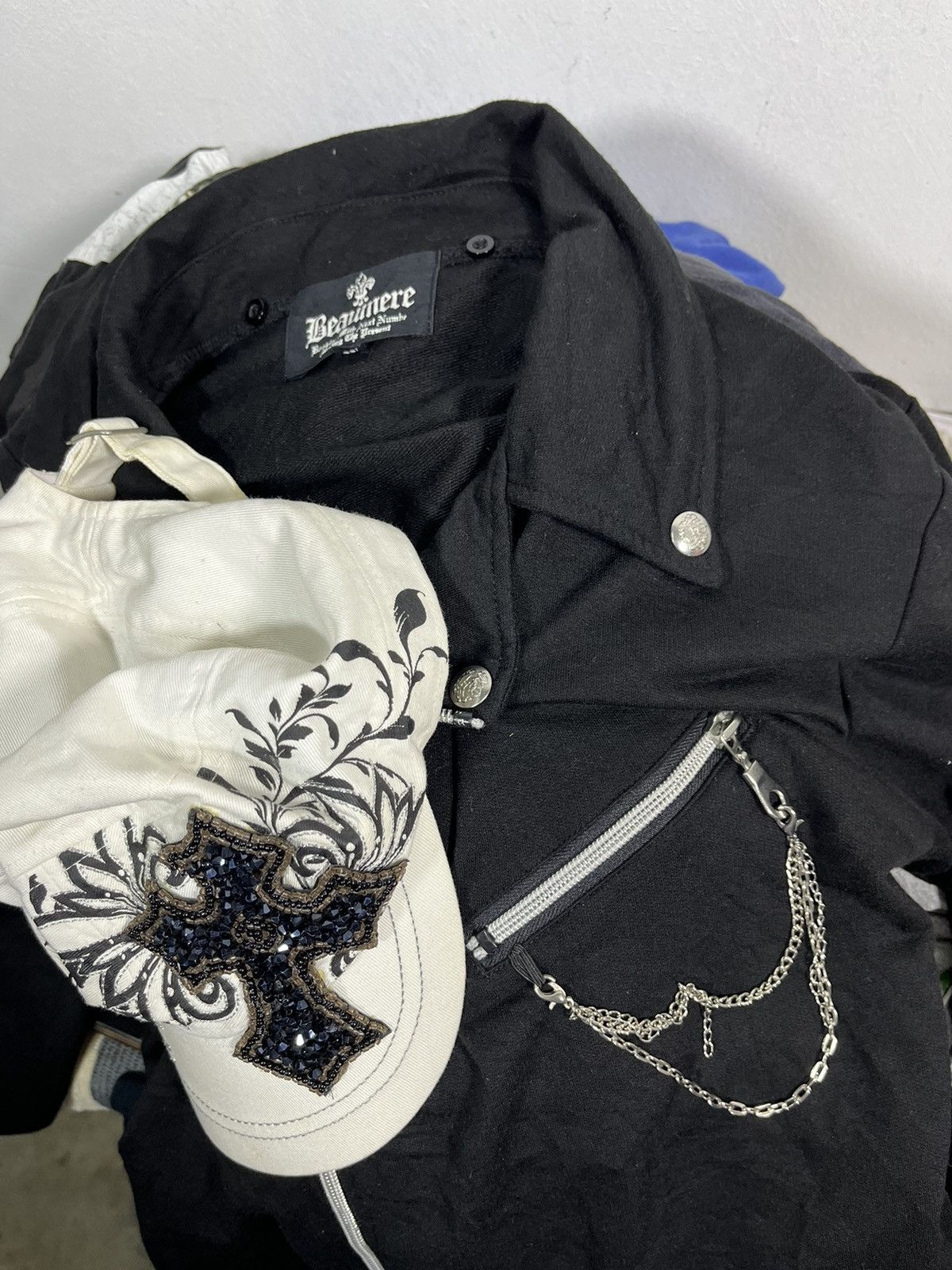 Japanese Brand × Other Y2k Beaumere Japanese Brand Nice Design With the Best Detail Size US M / EU 48-50 / 2 - 10 Thumbnail