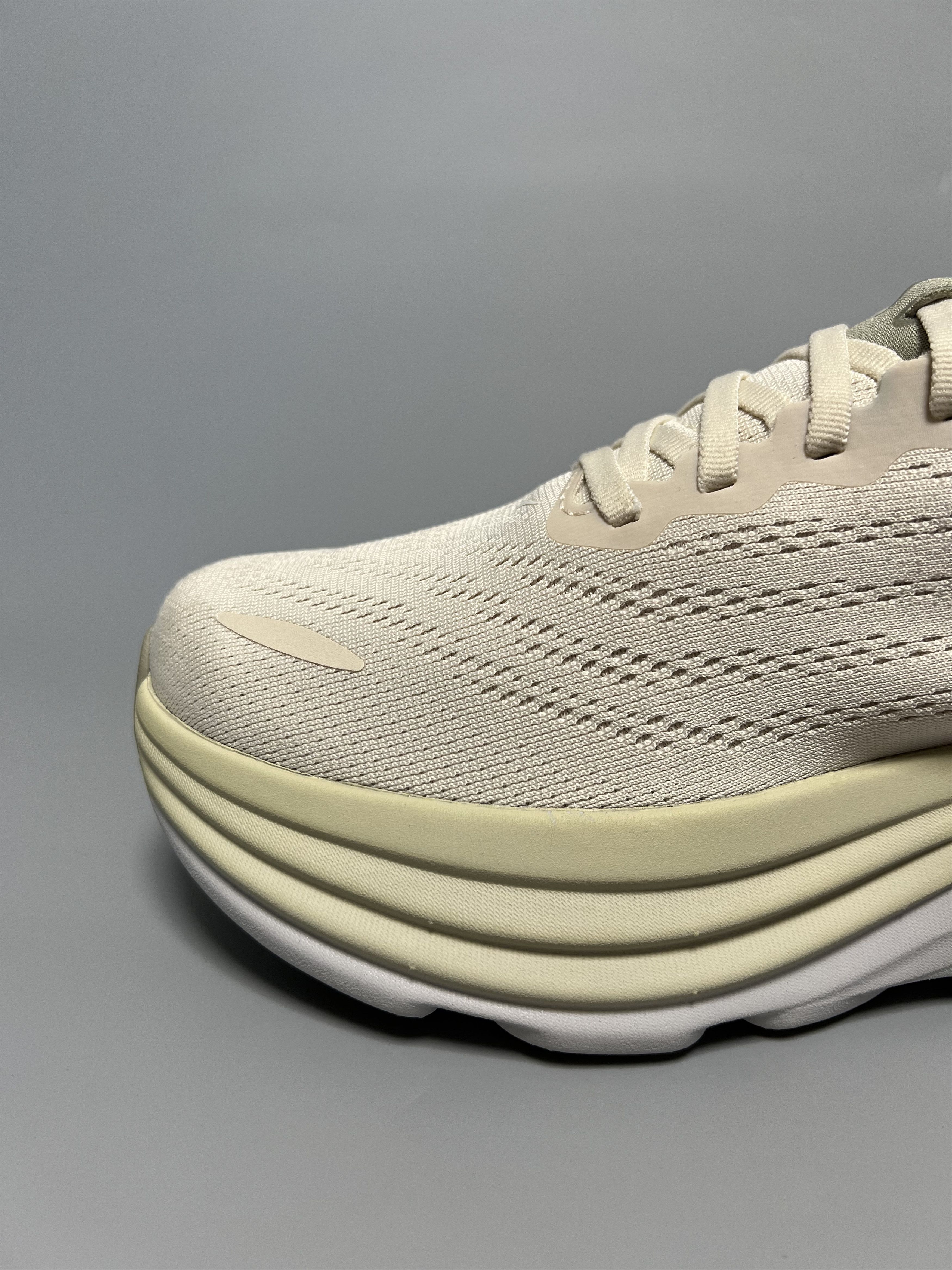 Hoka 9.5 EE Hoka One One Bondi 8 Wide Running Shoes Gym Walking Size US 9.5 / EU 42-43 - 10 Thumbnail