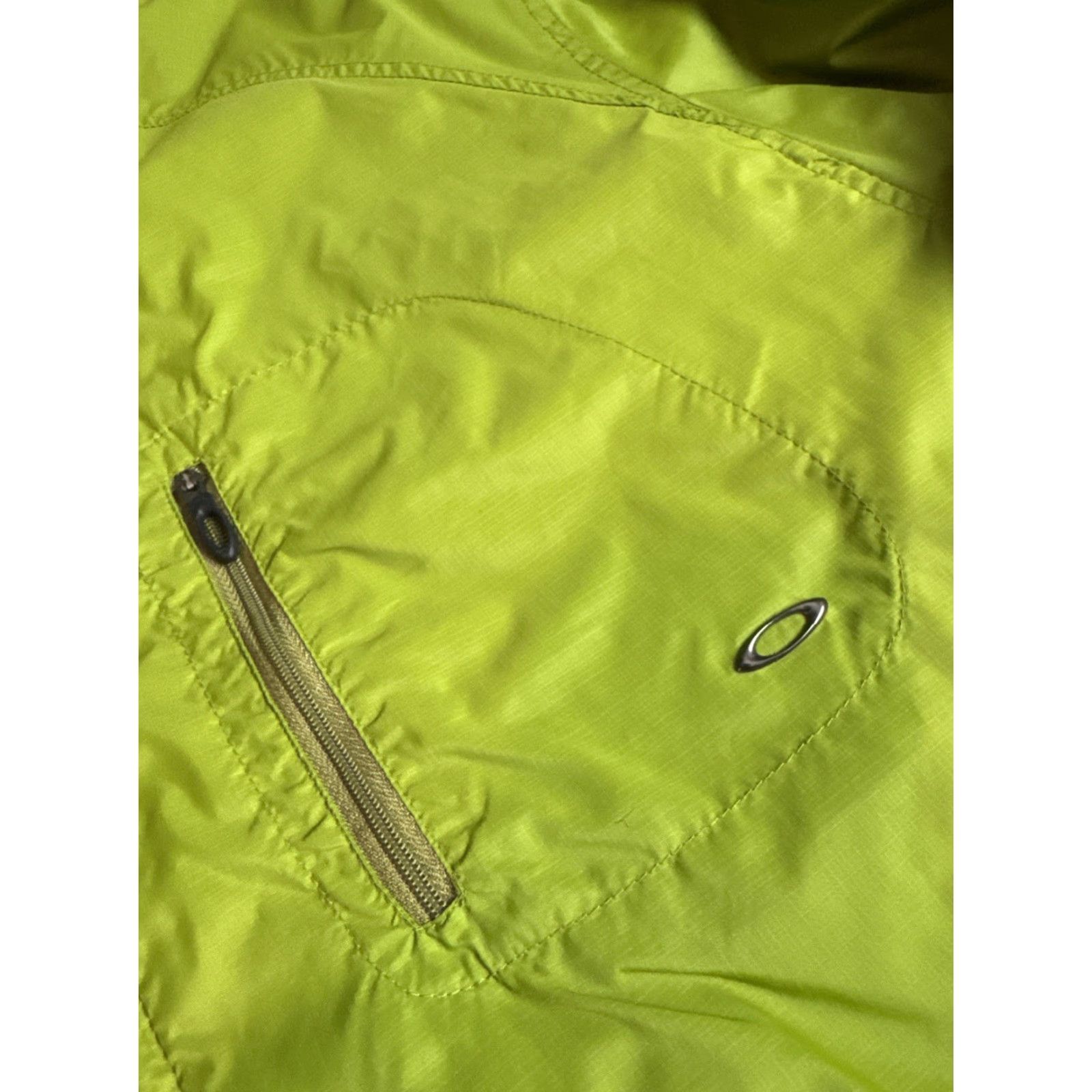 Oakley VINTAGE Oakley Windbreaker Jacket Full Zip Coaches Coat 2XL Green Men’s Mens Size US XXL / EU 58 / 5 - 3 Thumbnail
