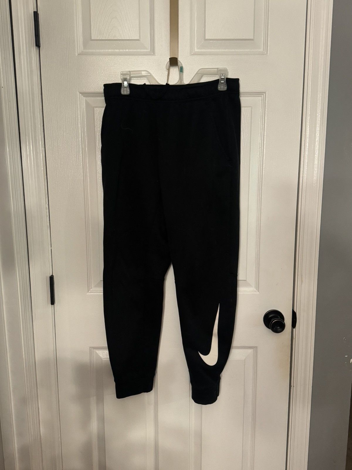Nike Nike jogger sweatpants Size US 32 / EU 48 - 1 Thumbnail