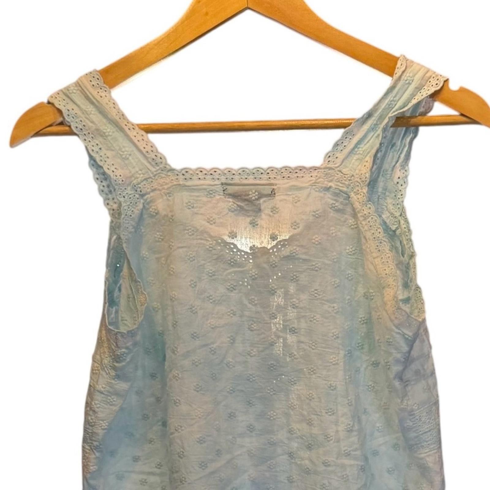 Designer DESIGN 365. Light Blue Button Down Blouse. Size Small. Size S / US 4 / IT 40 - 7 Thumbnail