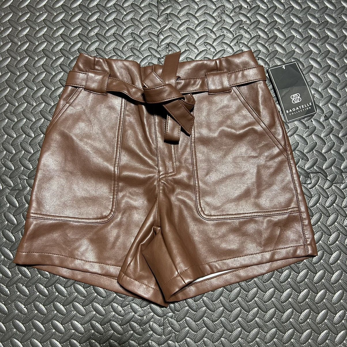 Other Bagatelle Collection Paperbag Shorts Pleather Belted XS NEW Size 25" / US 0 / IT 36 - 1 Thumbnail