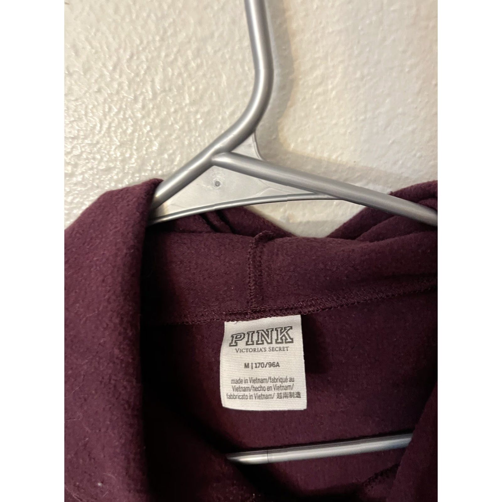 Victoria's Secret PINK Victoria's Secret Pullover Hoodie Women's Size M Maroon Logo Hoodie Pockets Full Zip Activewear Thriving Victoria's Secret PINK Size M / US 6-8 / IT 42-44 - 3 Thumbnail