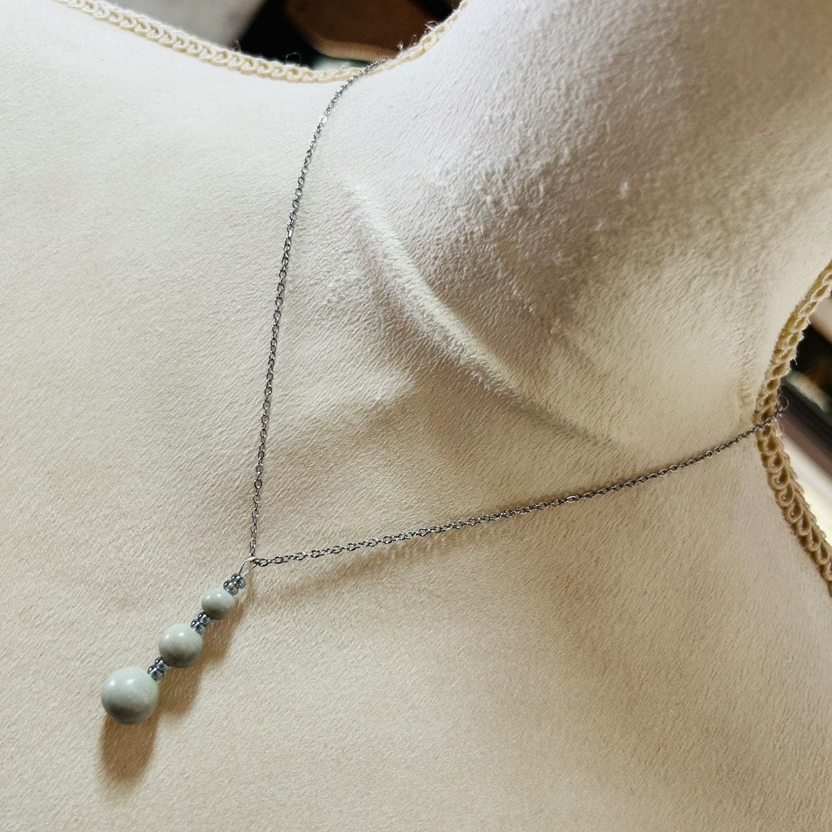 Handmade Handcrafted genuine serpentine jade bead drop necklace Size ONE SIZE - 1 Thumbnail