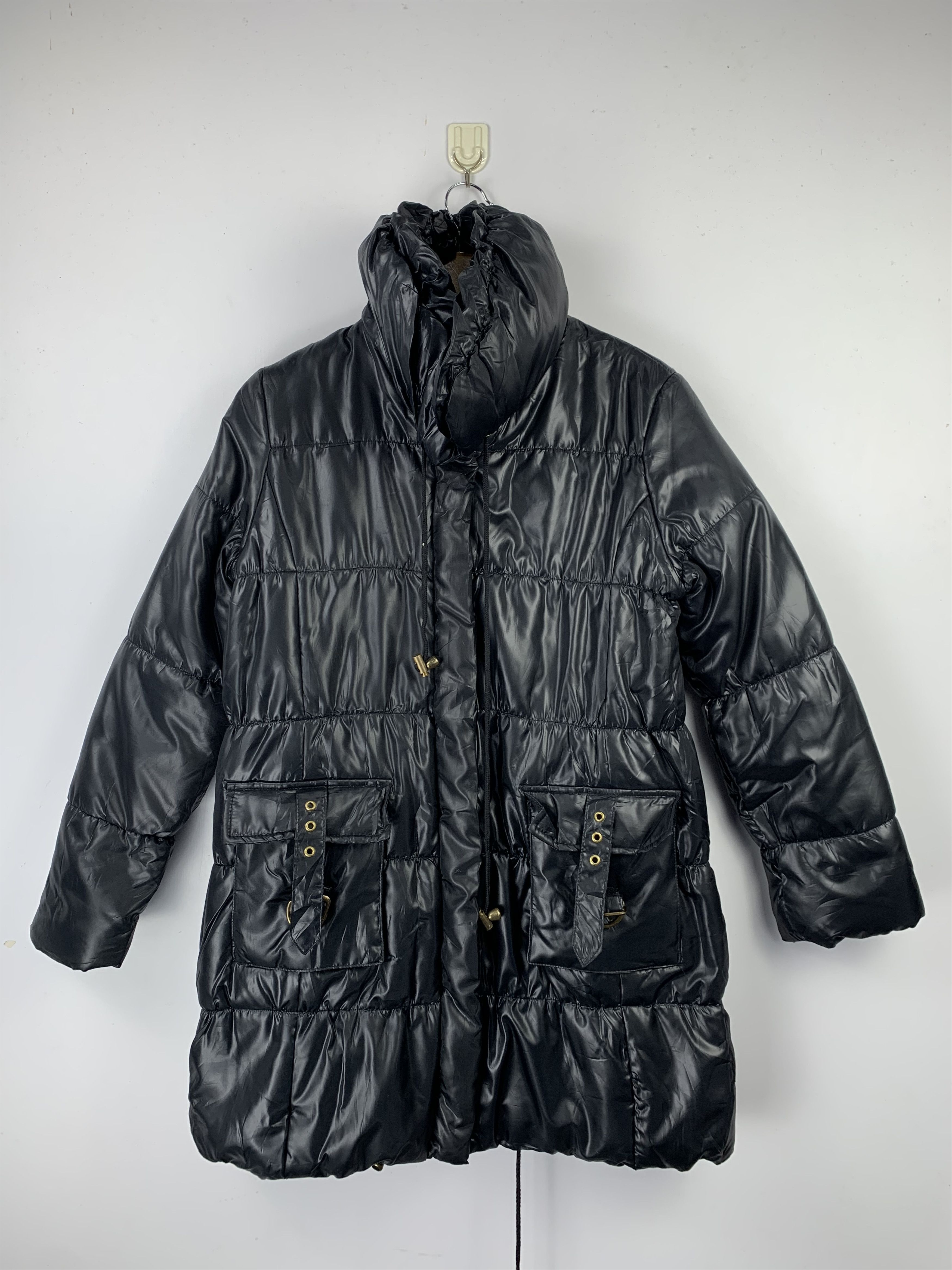Japanese Brand Vintage Japanese Brand Bomber Puffer Jacket J1573 Size M / US 6-8 / IT 42-44 - 1 Thumbnail