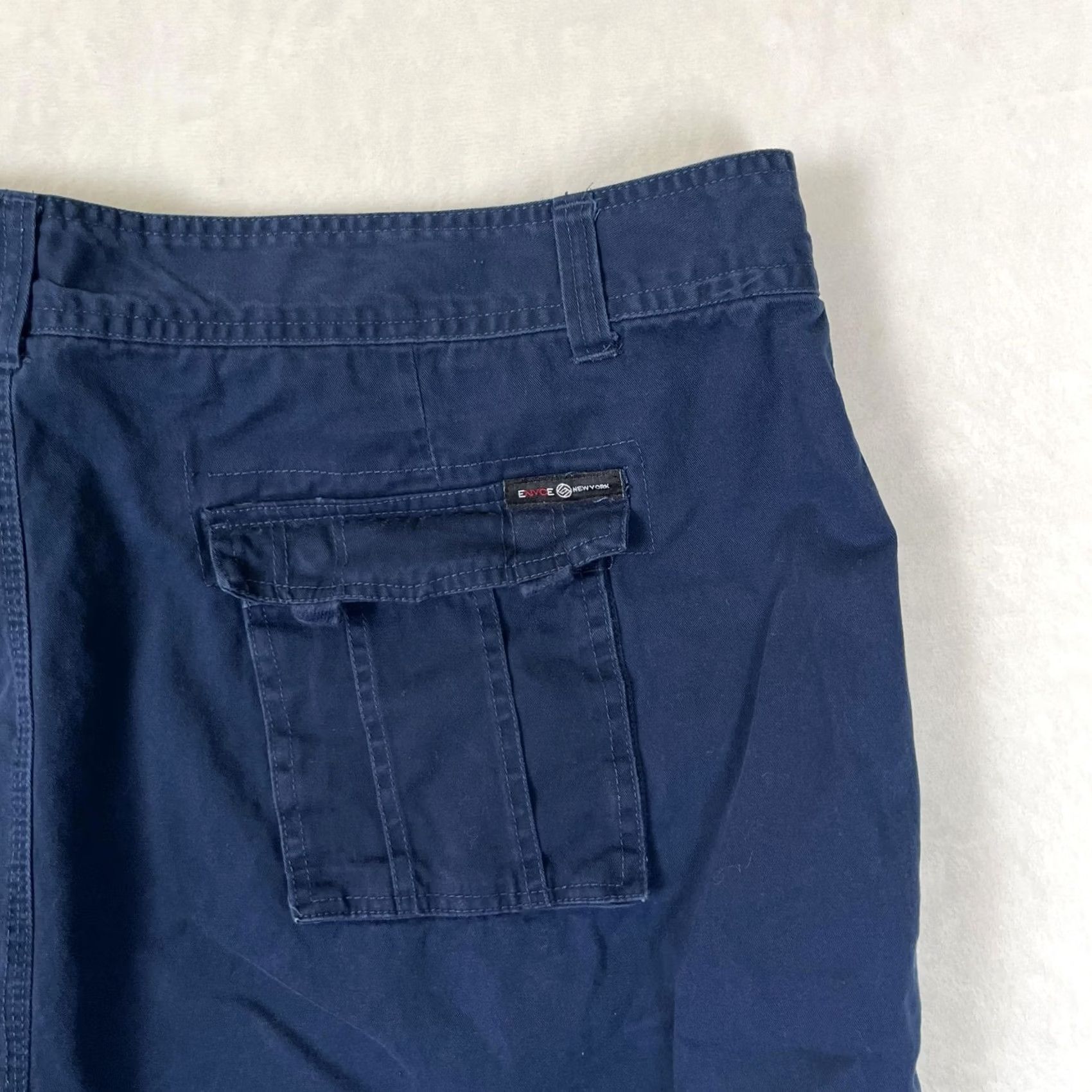 Enyce VINTAGE Enyce Cargo Shorts Mens 48 Blue Relaxed Inseam 13 in Casual Streetwear Size US 32 / EU 48 - 7 Thumbnail