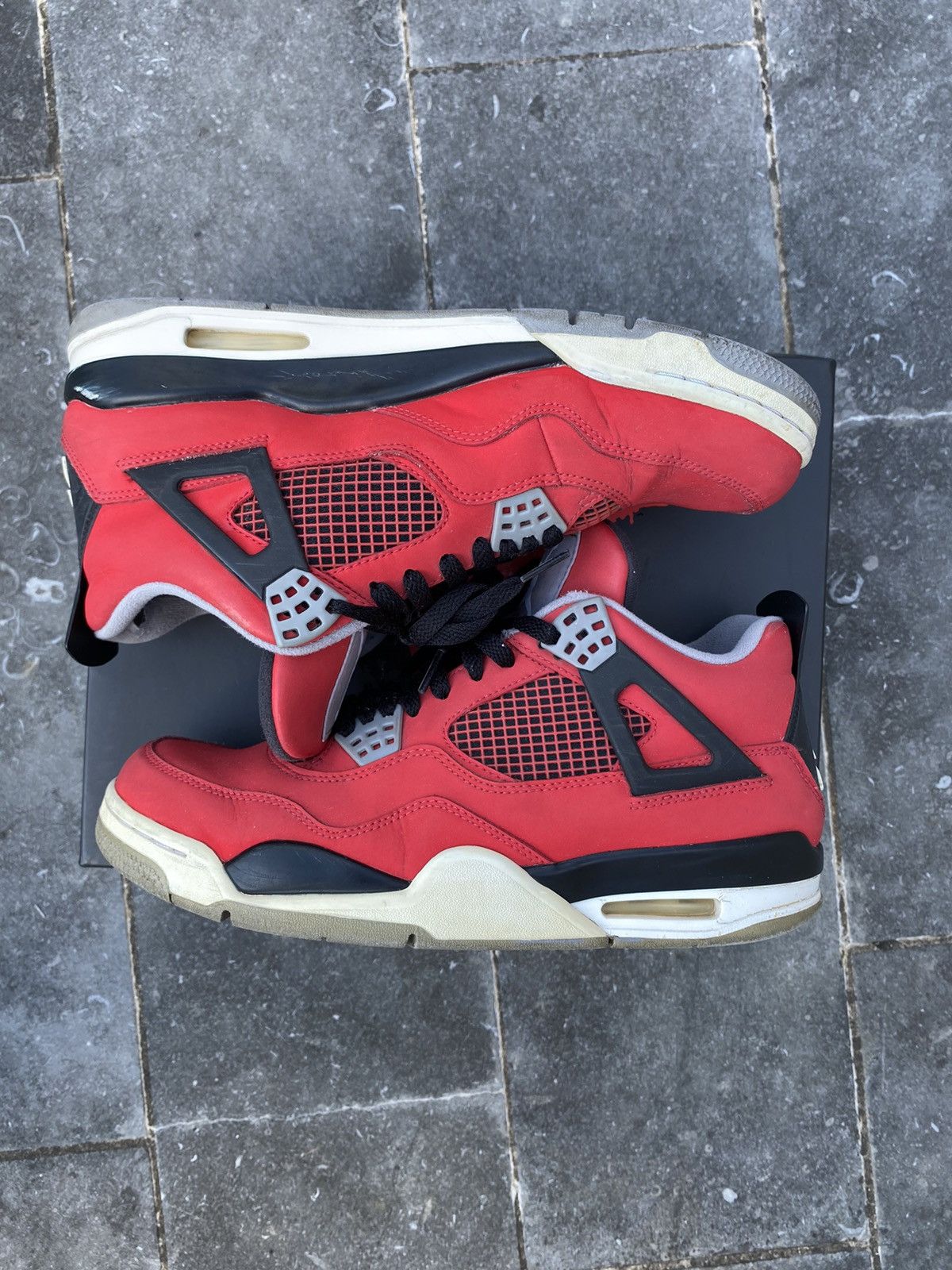Jordan Brand × Nike Jordan 4 Toro Bravo Size US 9.5 / EU 42-43 - 7 Thumbnail