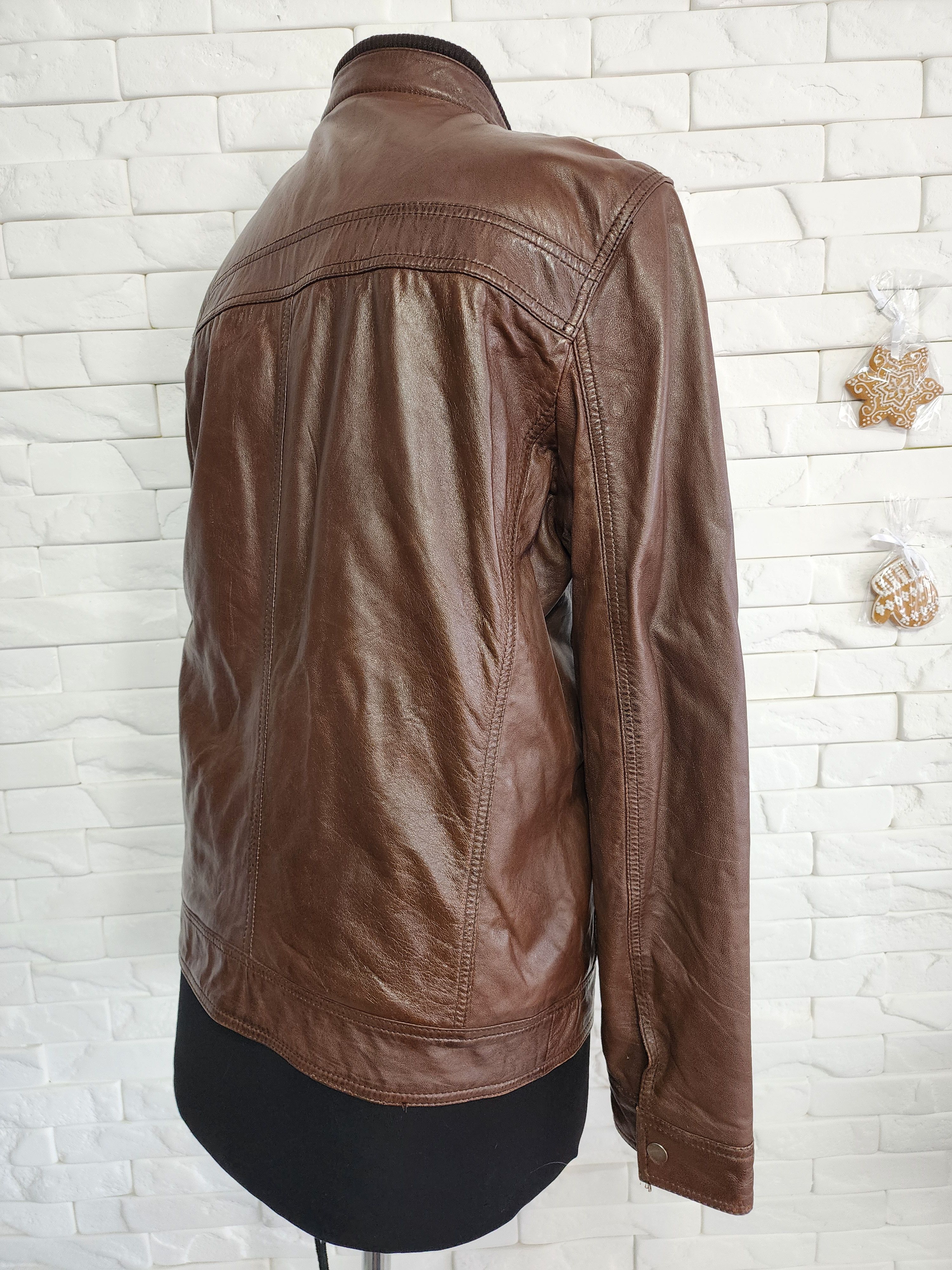 Other Men's Brown Genuine Leather Jacket: Zip Pockets Size US M / EU 48-50 / 2 - 5 Thumbnail