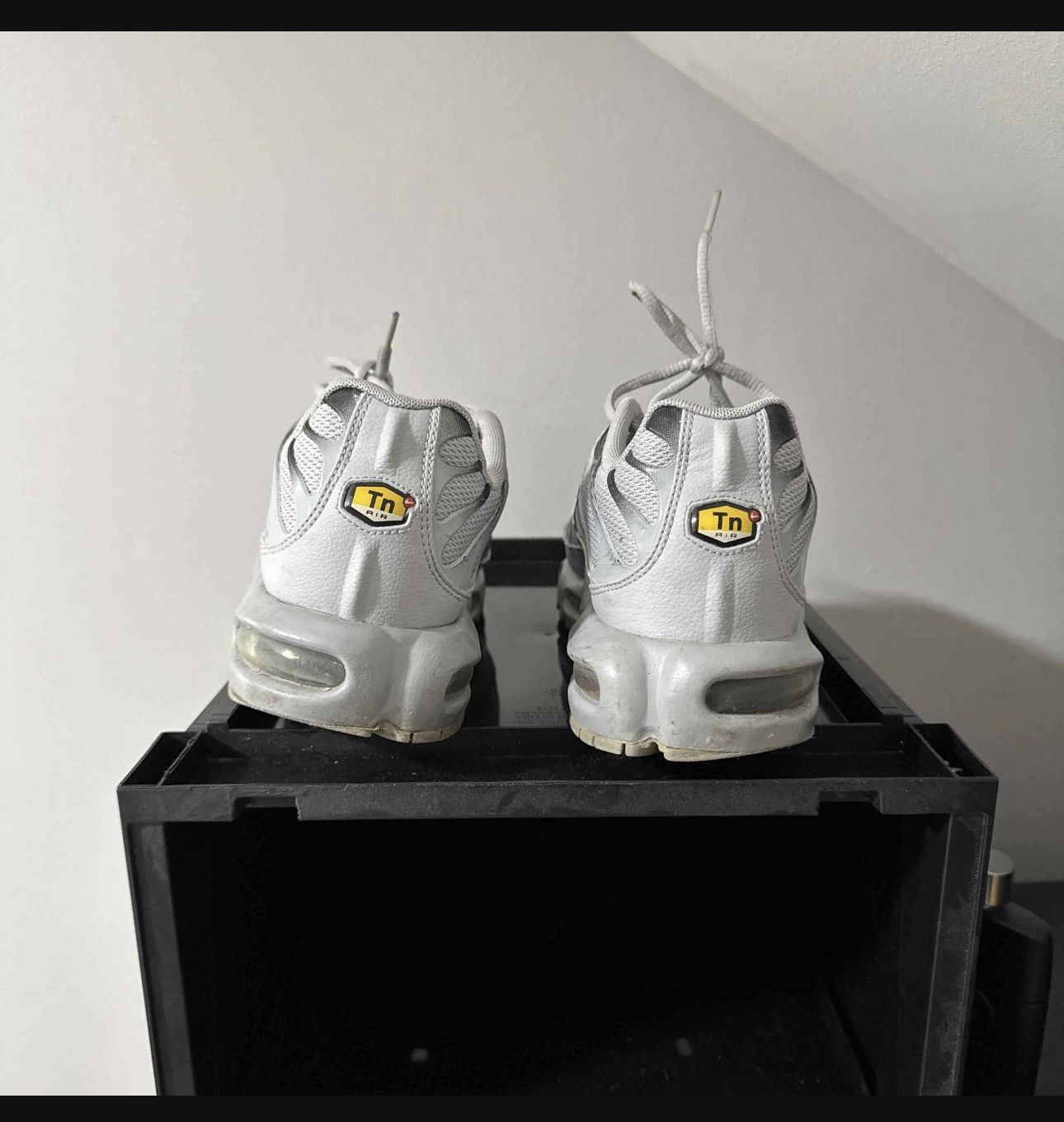 Nike Nike Air Max Plus Wolf Grey Size US 10 / EU 43 - 4 Thumbnail