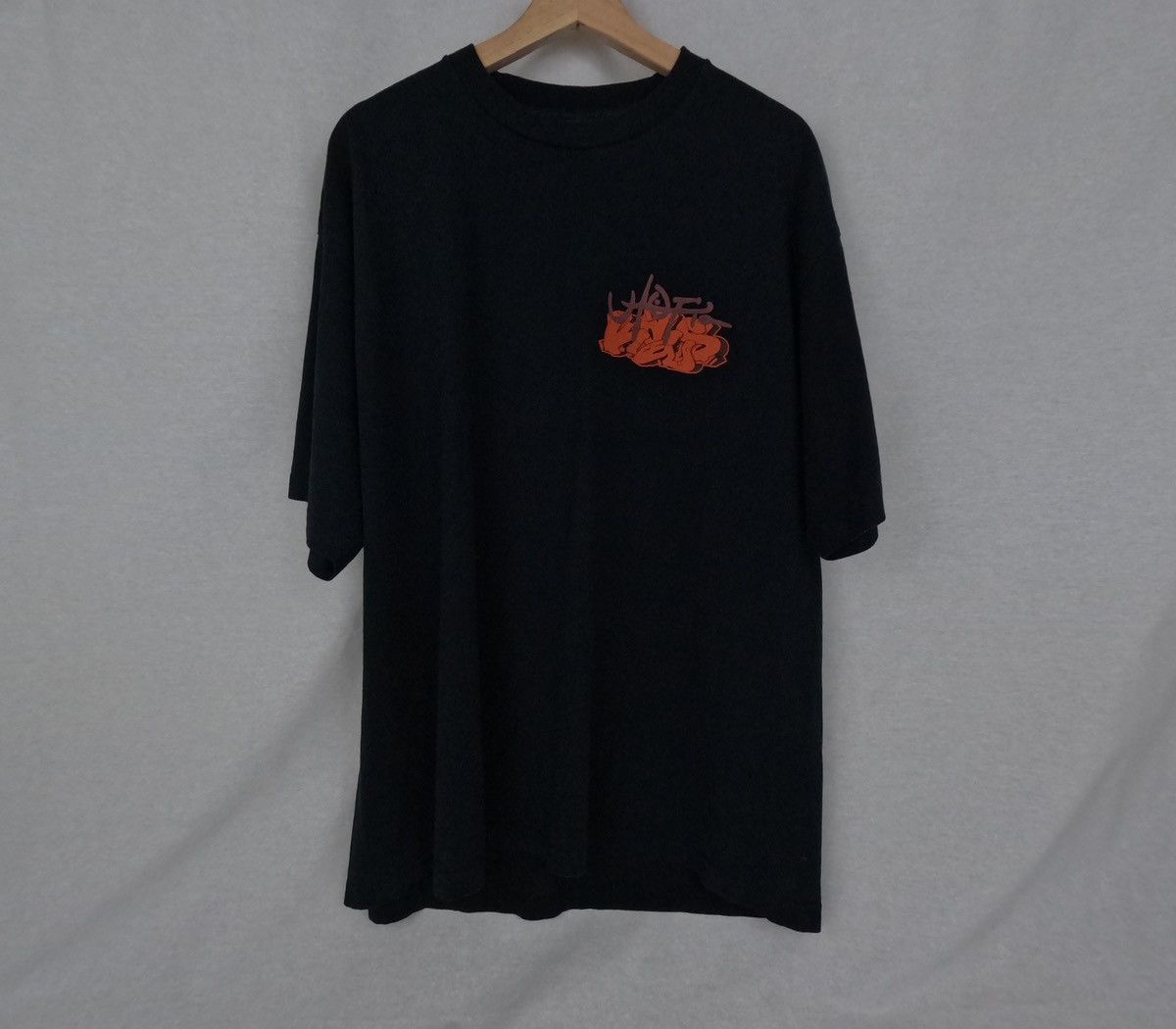 travis scott kaws tee