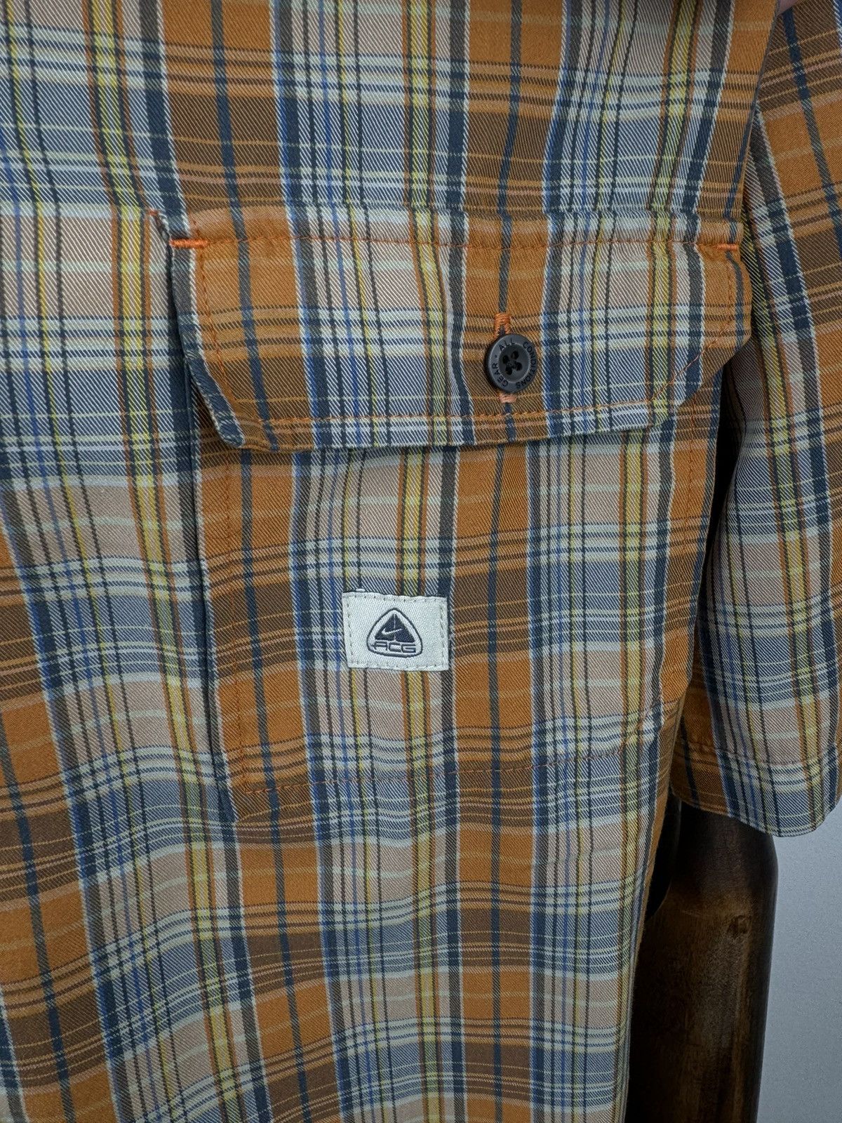Nike ACG × Vintage Men’s Vintage Nike ACG Short Sleeve Shirt size XL Size US XL / EU 56 / 4 - 3 Thumbnail